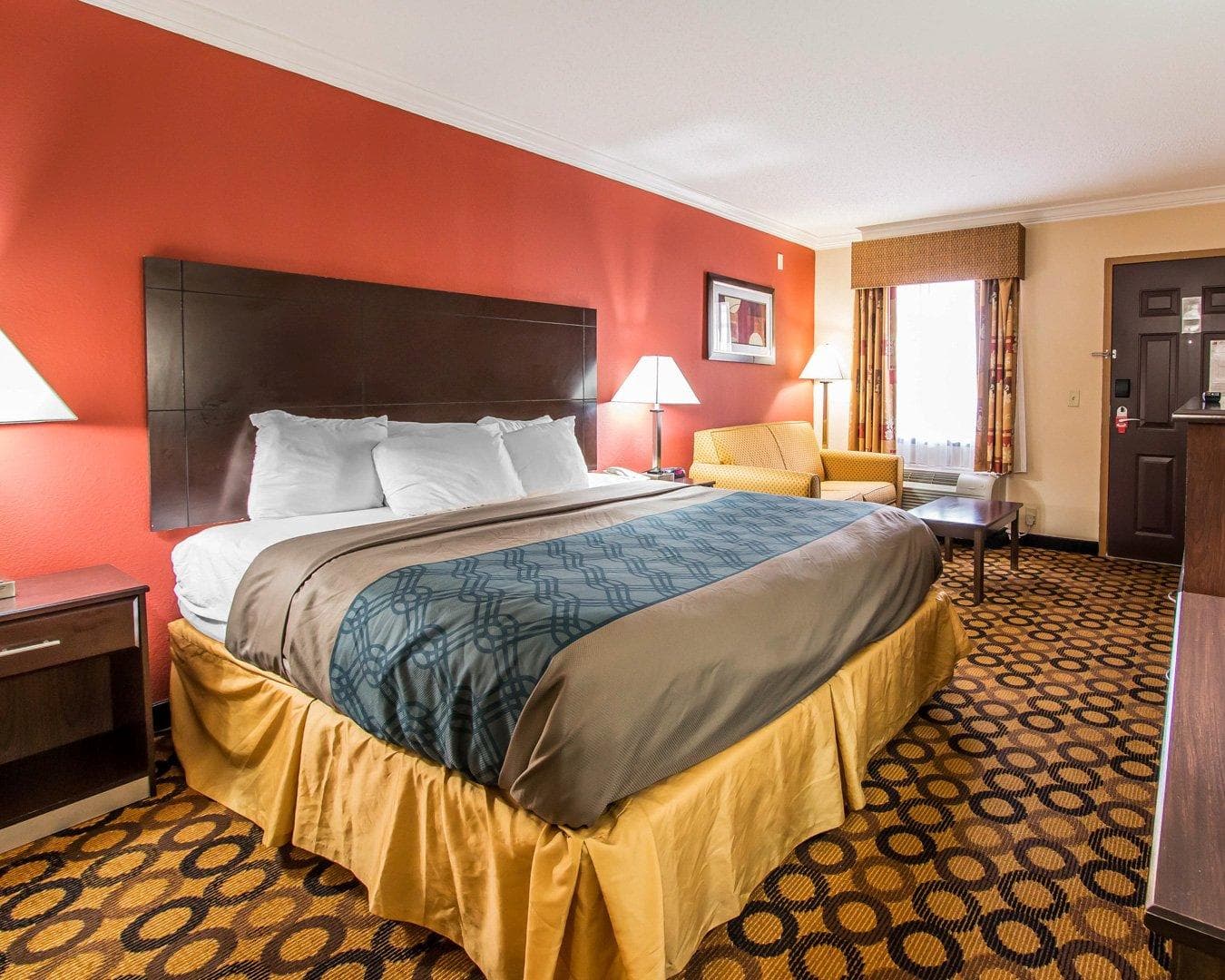 Econo Lodge Richmond Hill — 10
