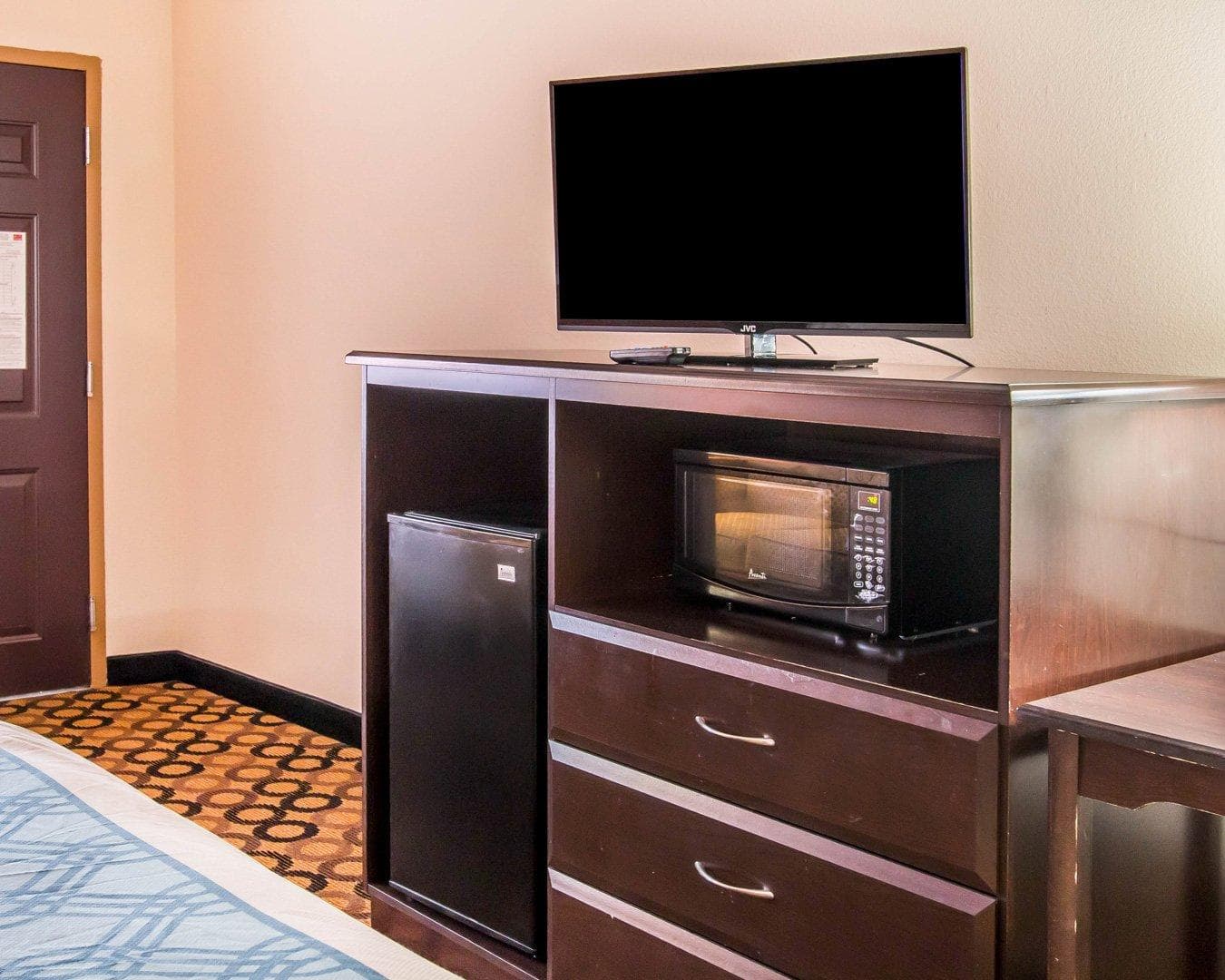 Econo Lodge Richmond Hill — 11
