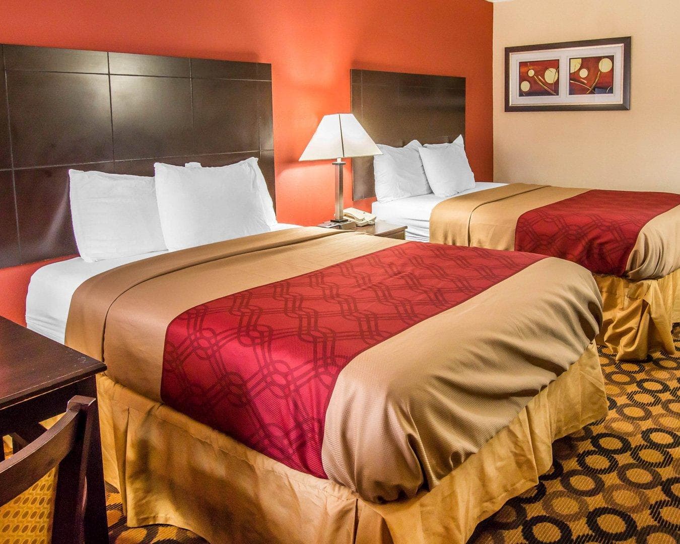 Econo Lodge Richmond Hill — 13