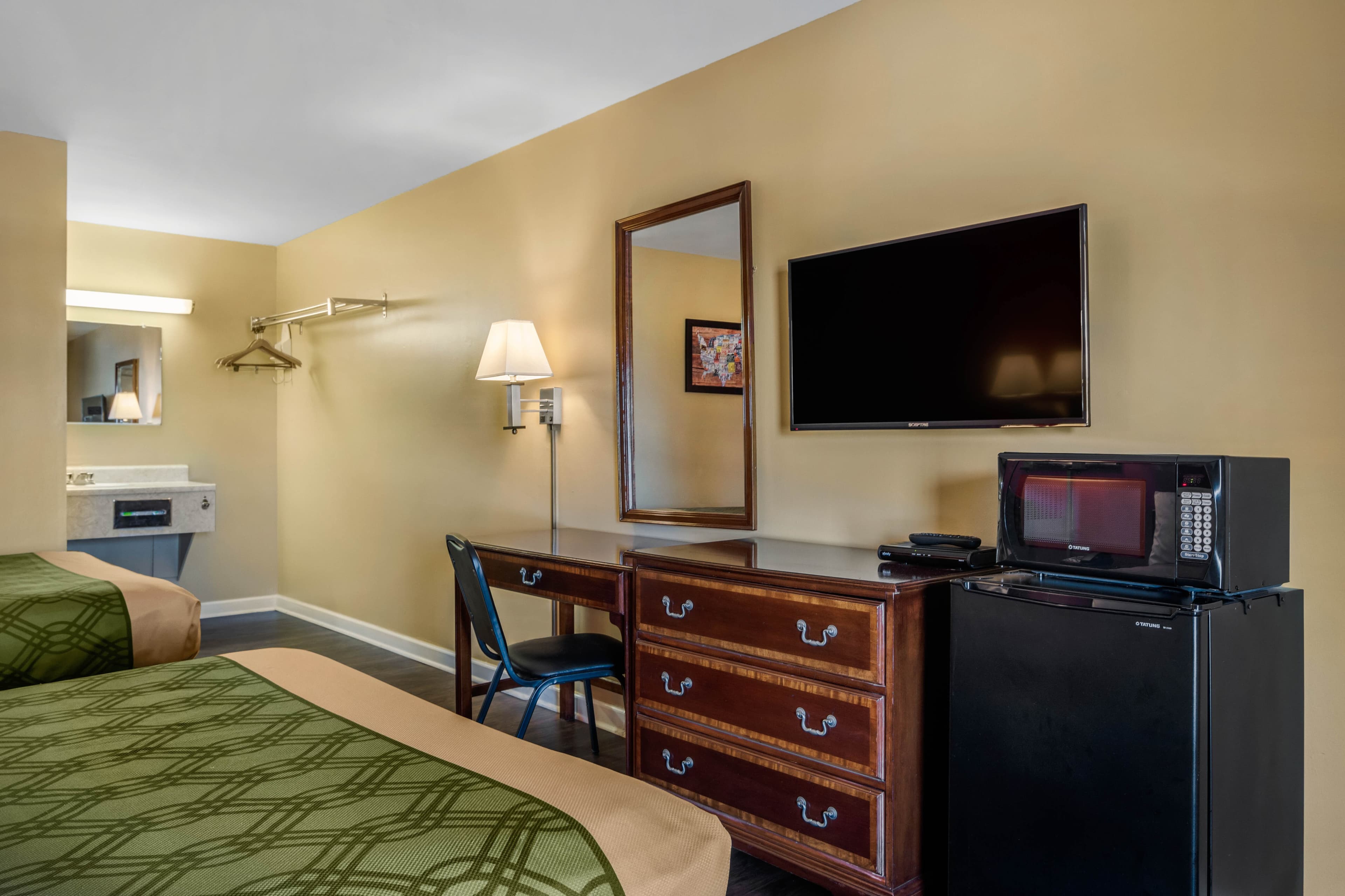 Econo Lodge Union City - Atlanta South - Image 5