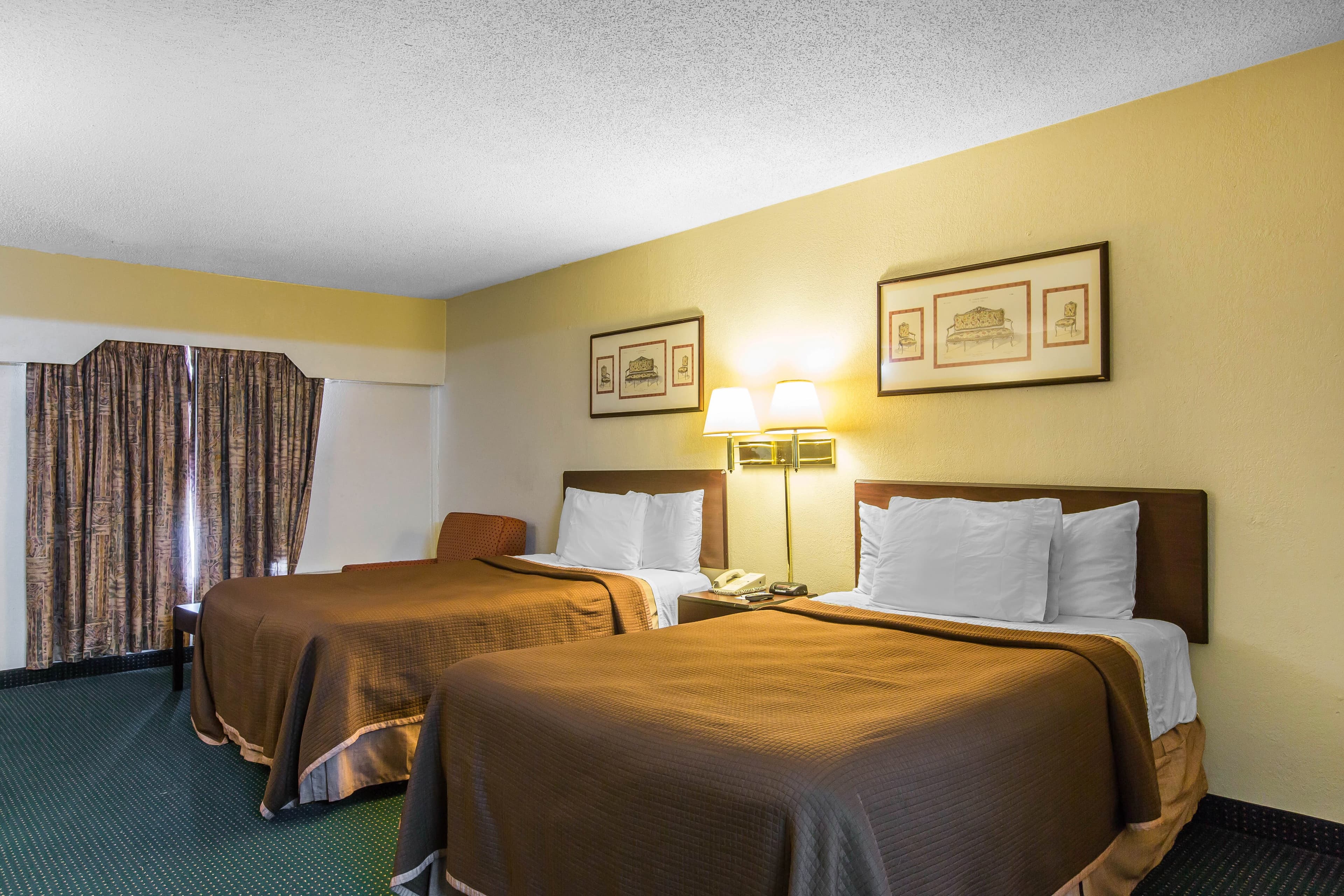 Rodeway Inn Marietta near Dobbins ARB - Image 4
