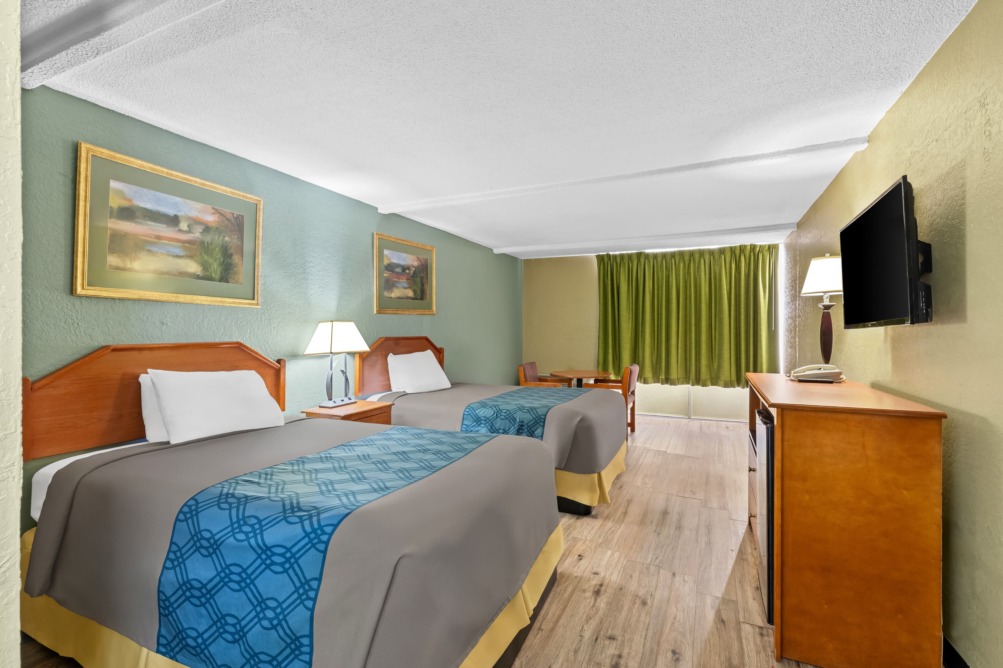 Rodeway Inn Stone Mountain — 10