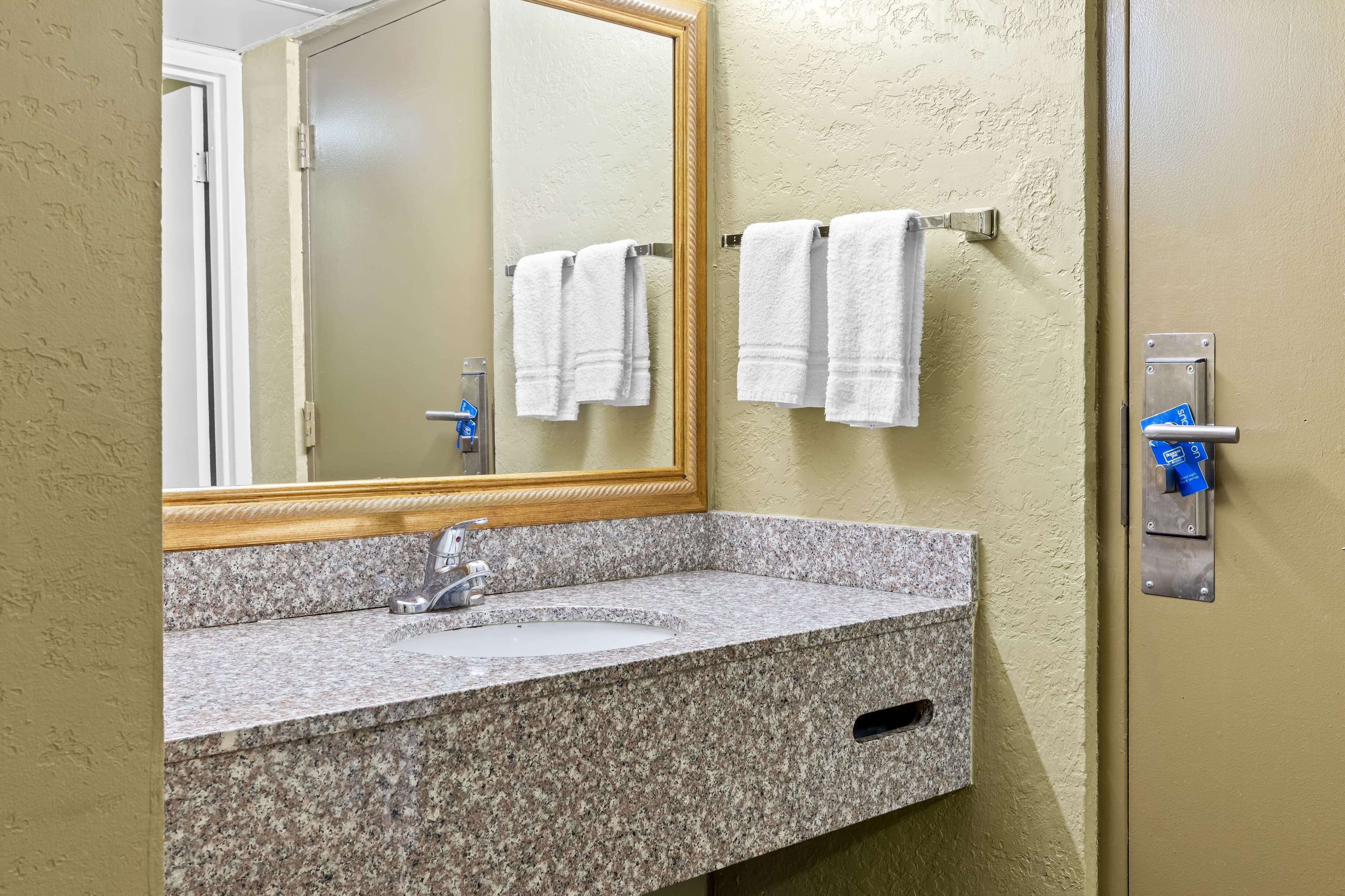 Rodeway Inn Stone Mountain — 21