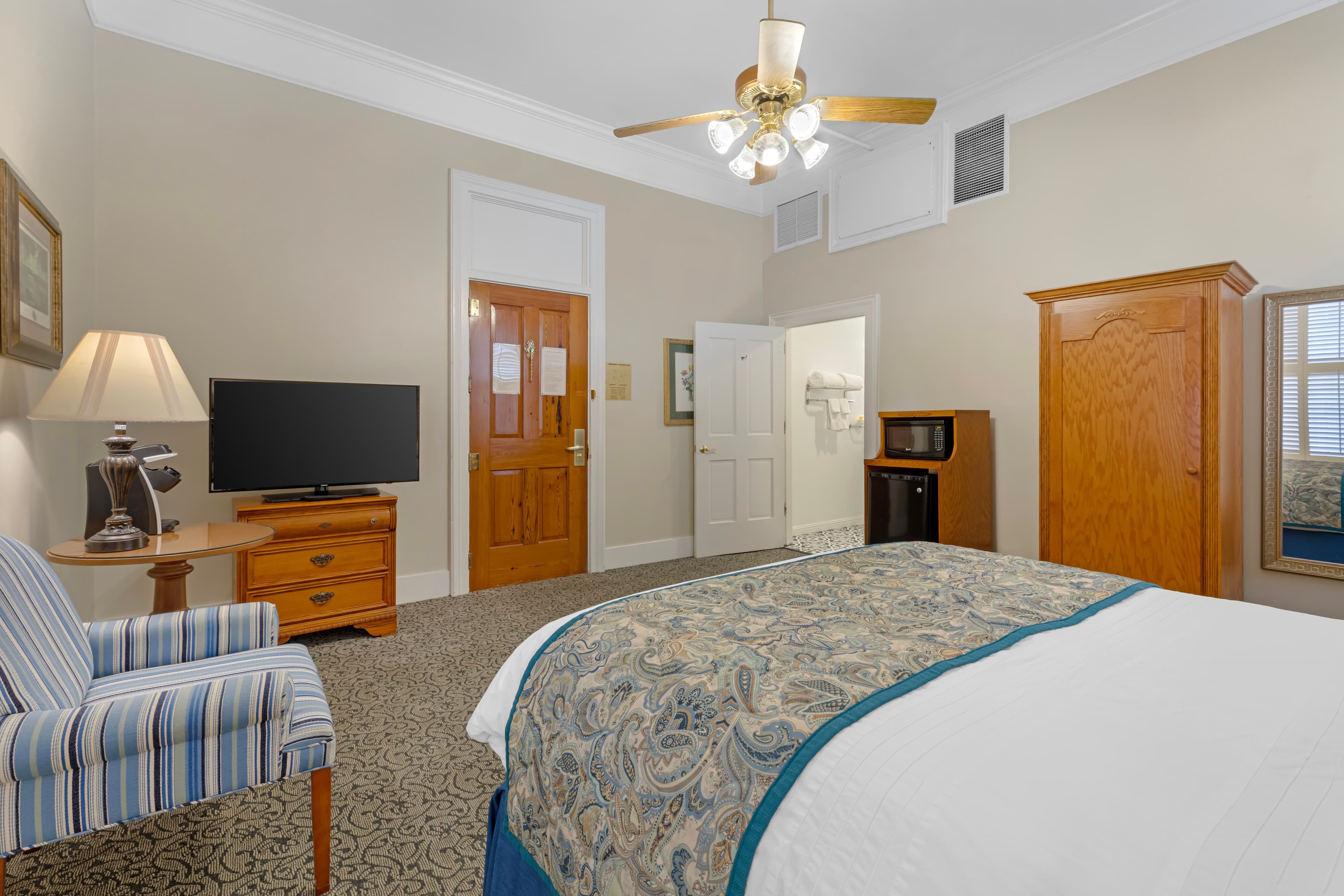 Windsor Hotel, an Ascend Collection Hotel - Image 4