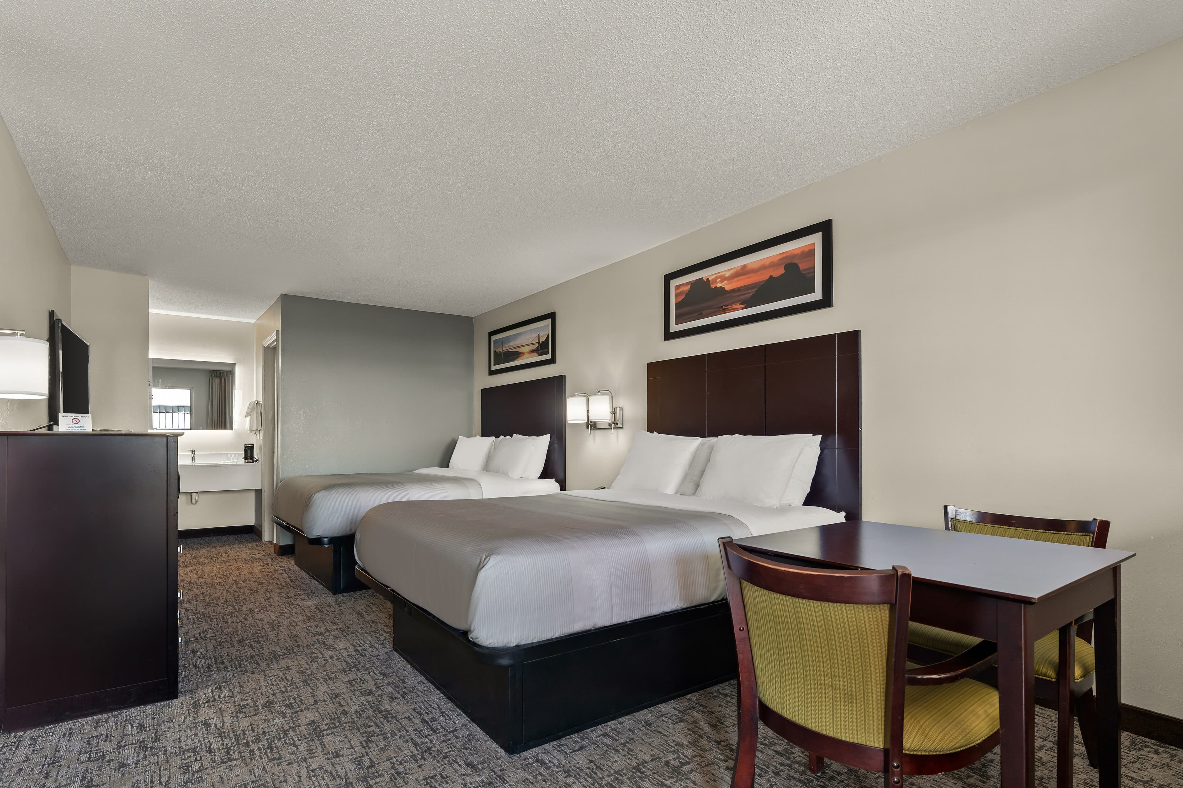 Quality Inn & Suites Dublin — 14