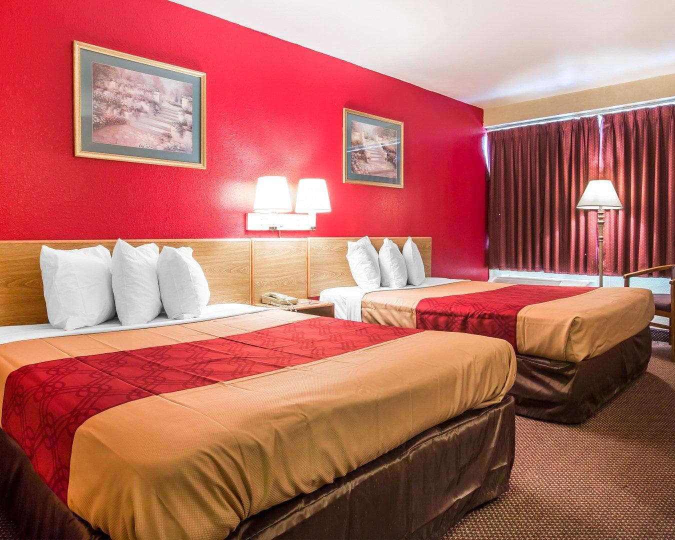 Econo Lodge Atlanta College Park — 25