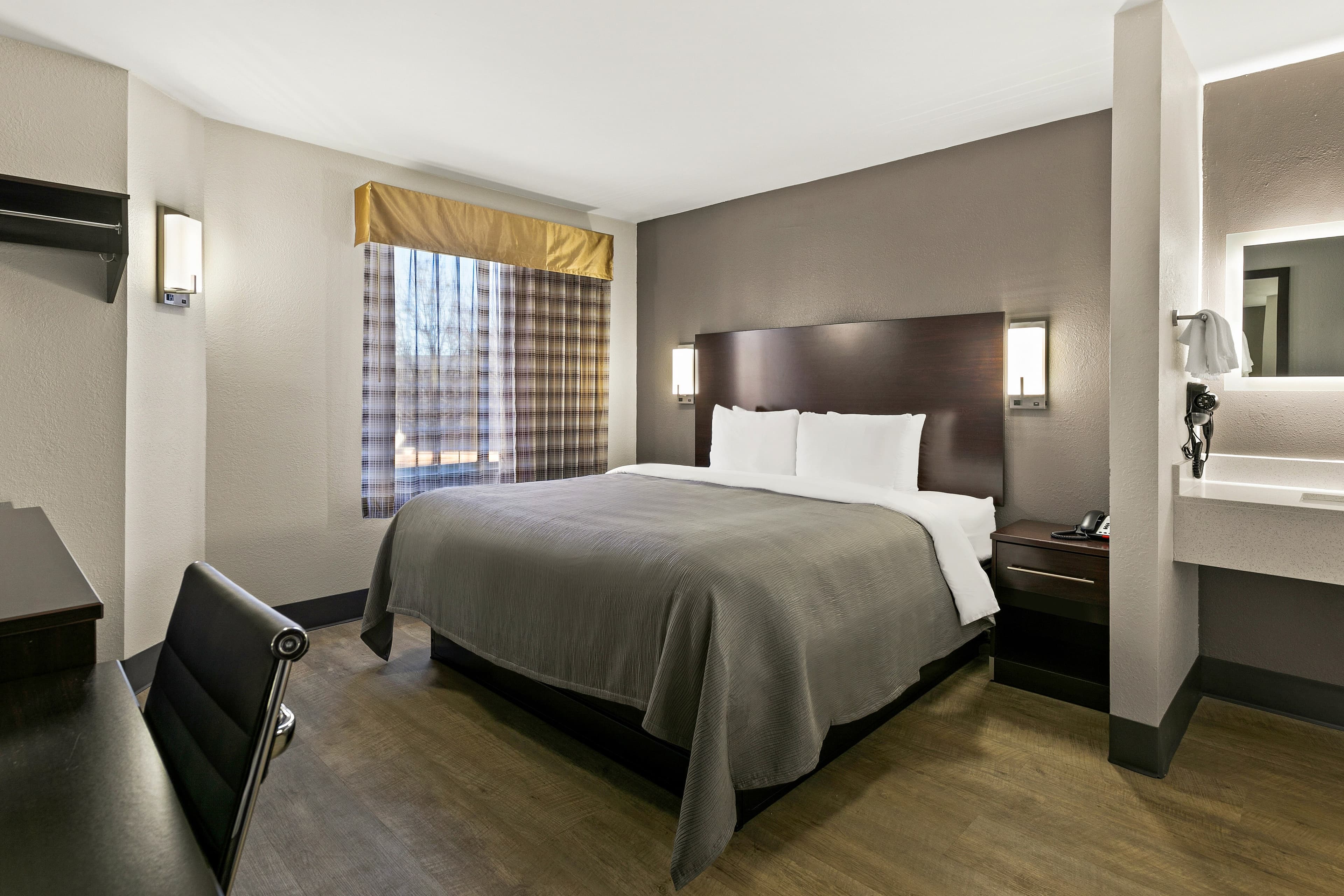 Quality Inn Lavonia I-85 - Image 2