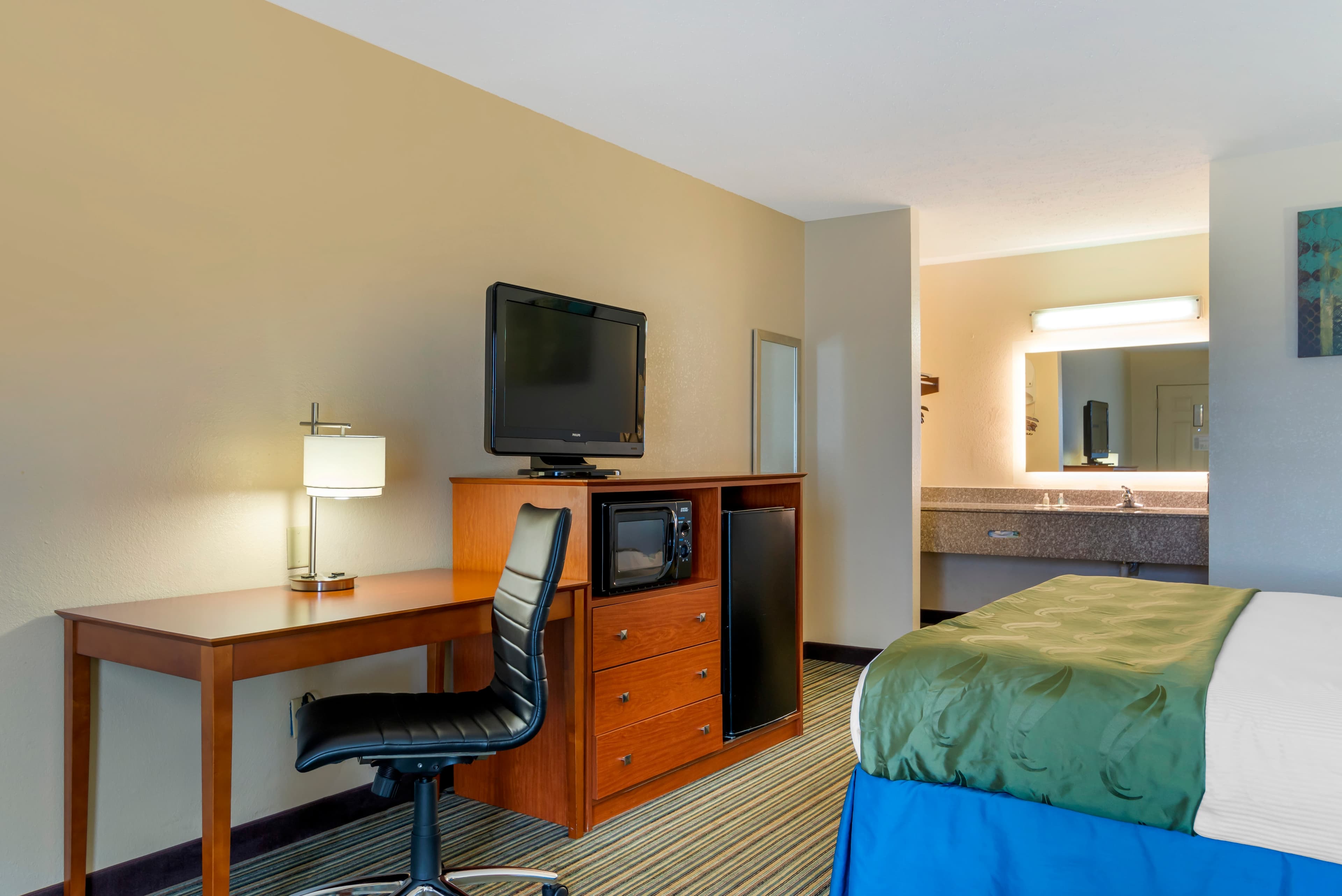 Quality Inn Ashburn — 8