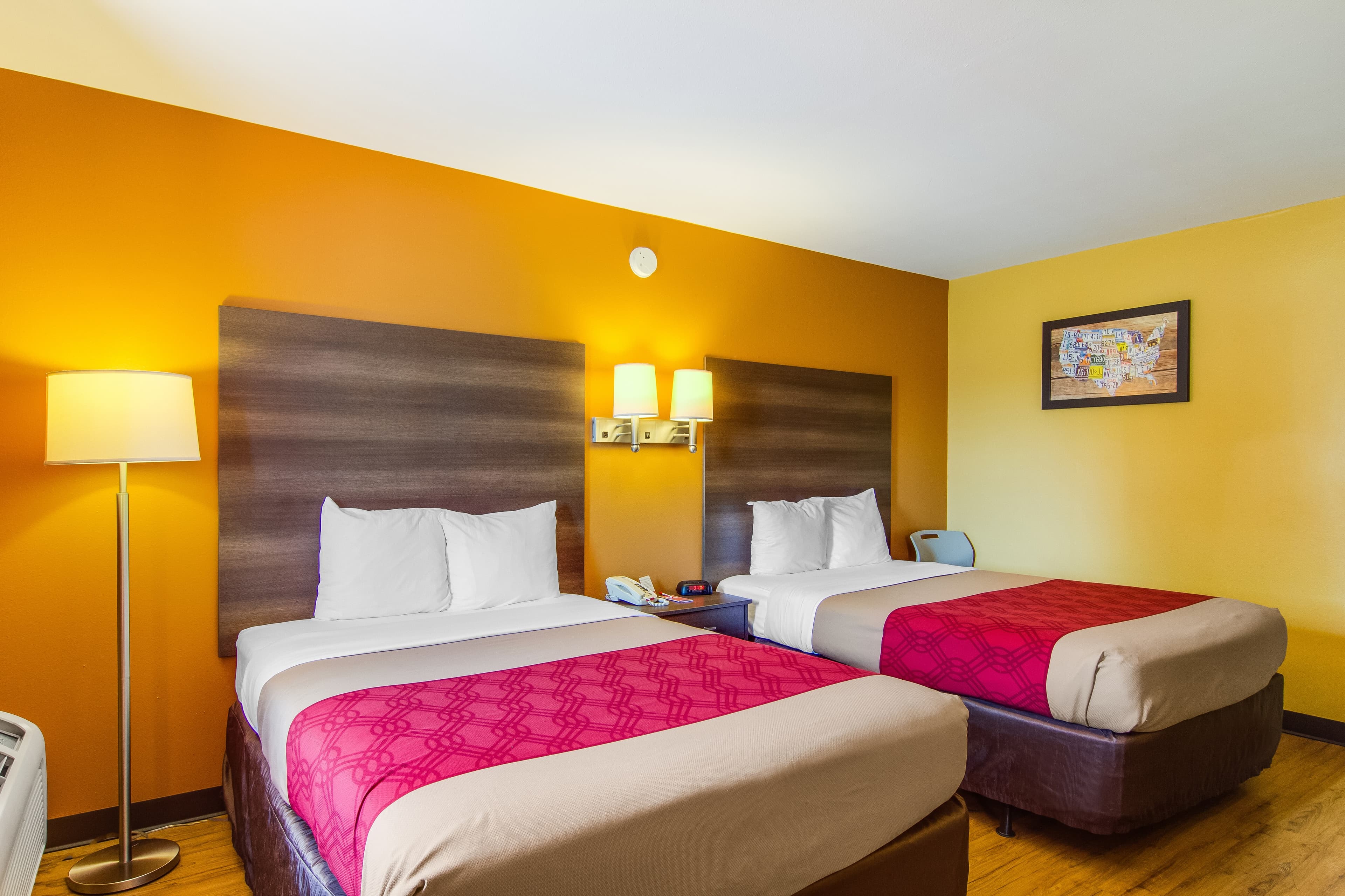 Econo Lodge Kingsland — 13