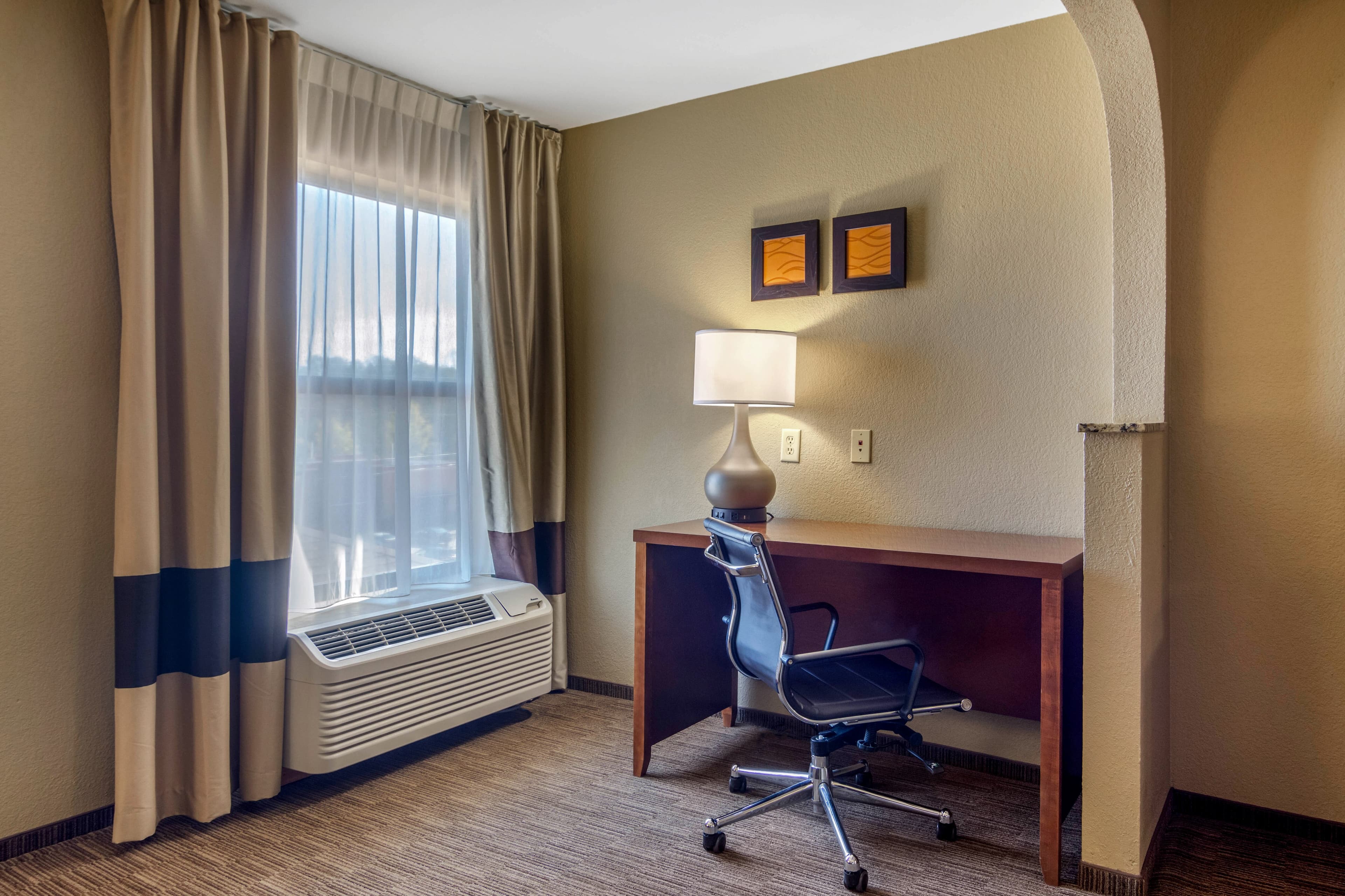 Comfort Inn & Suites LaGrange East — 15