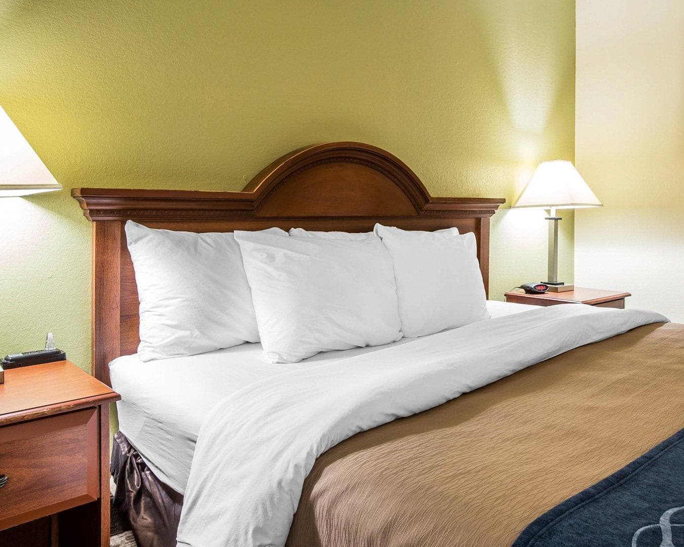 Quality Inn Darien-North Brunswick - Image 4