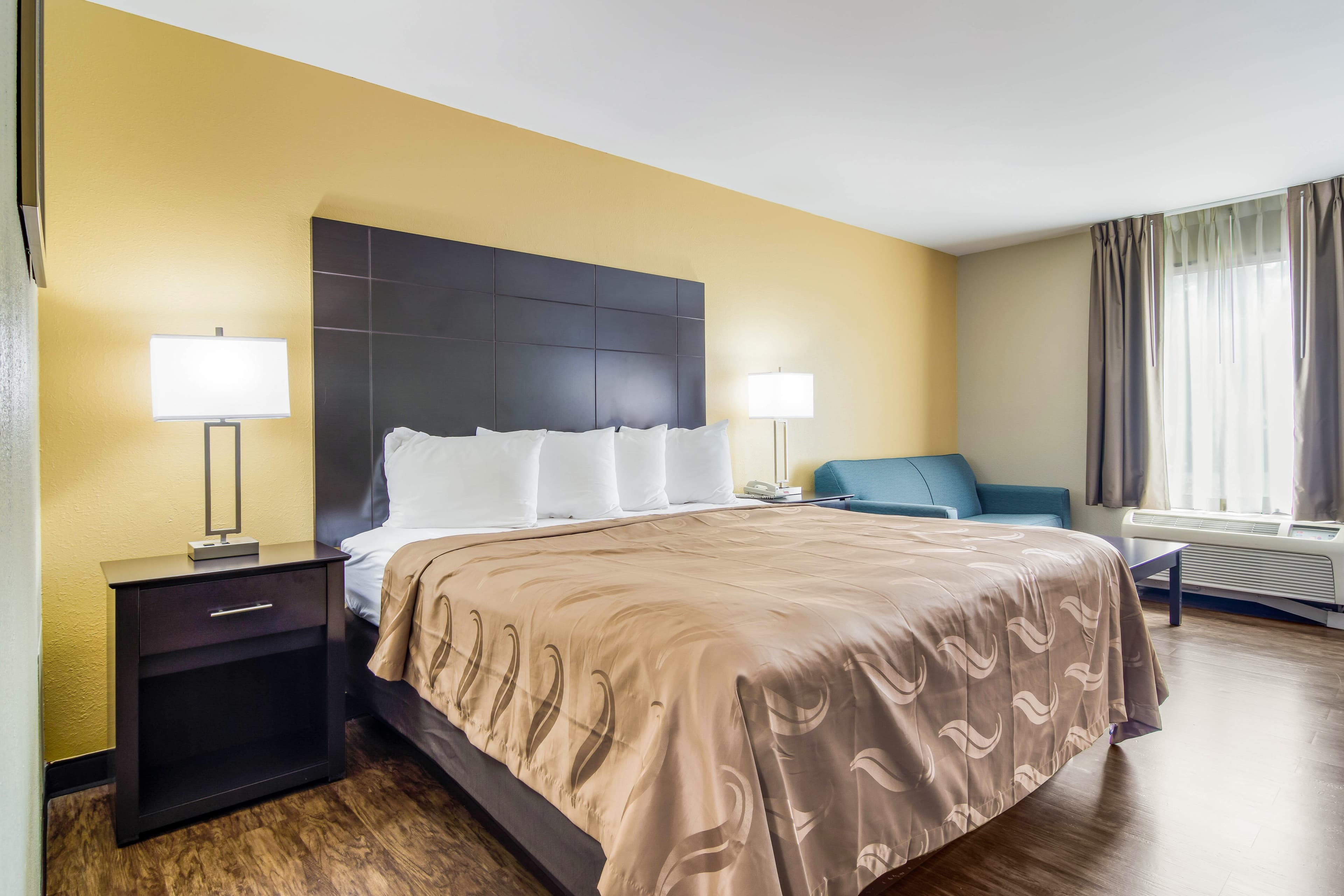 Quality Inn & Suites Canton, GA - Image 3