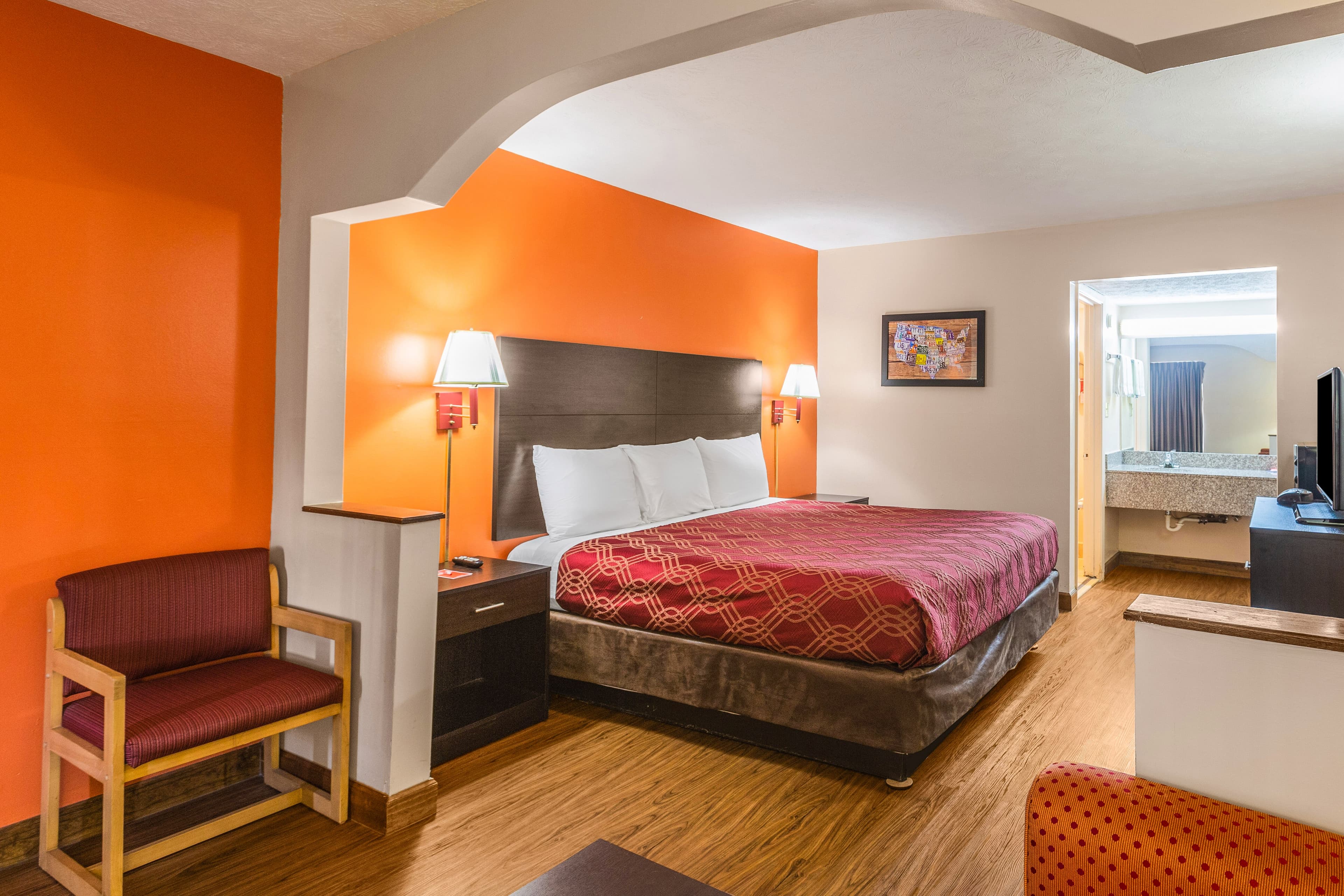 Econo Lodge McDonough South - Image 3