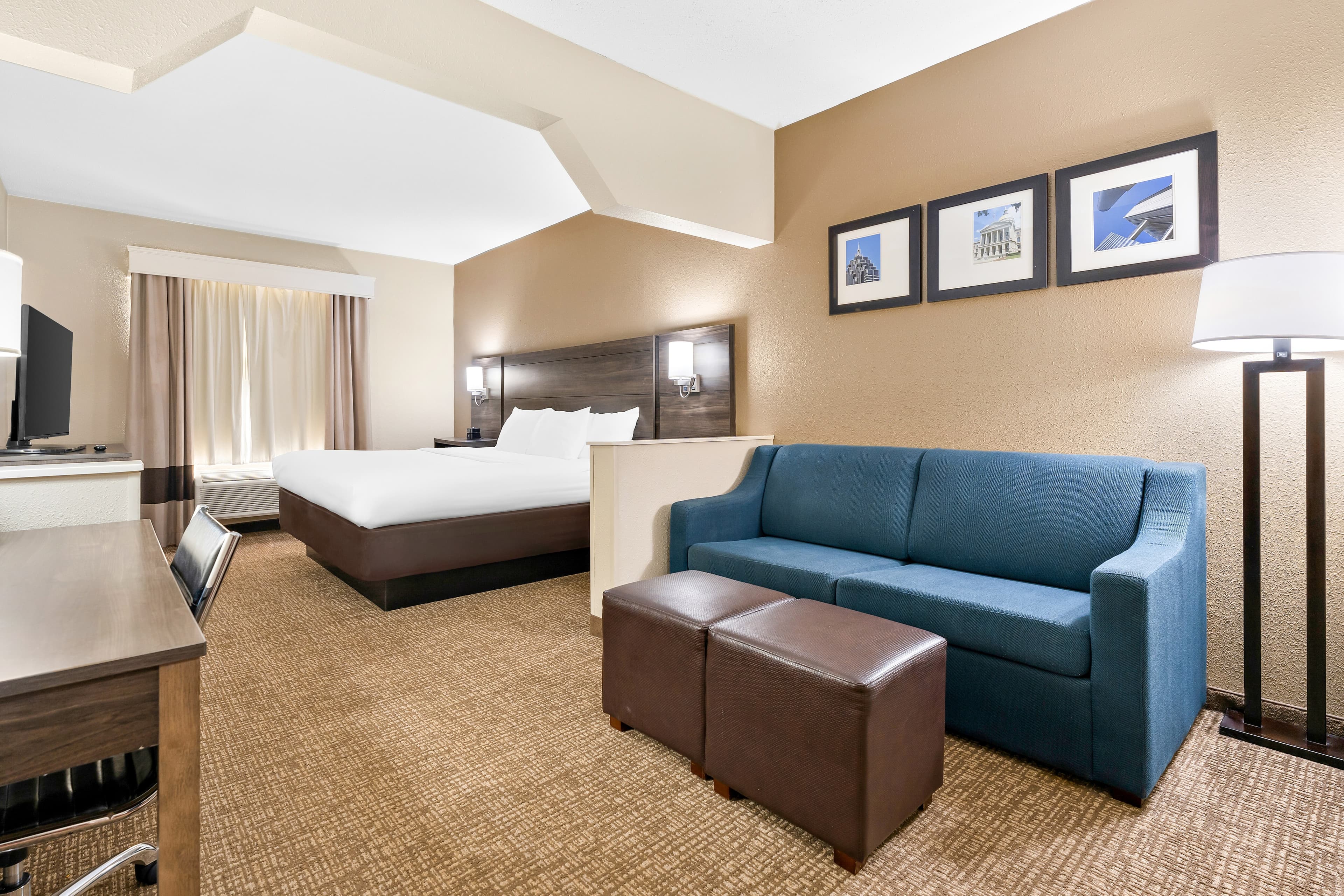 Comfort Suites near Robins Air Force Base - Image 2