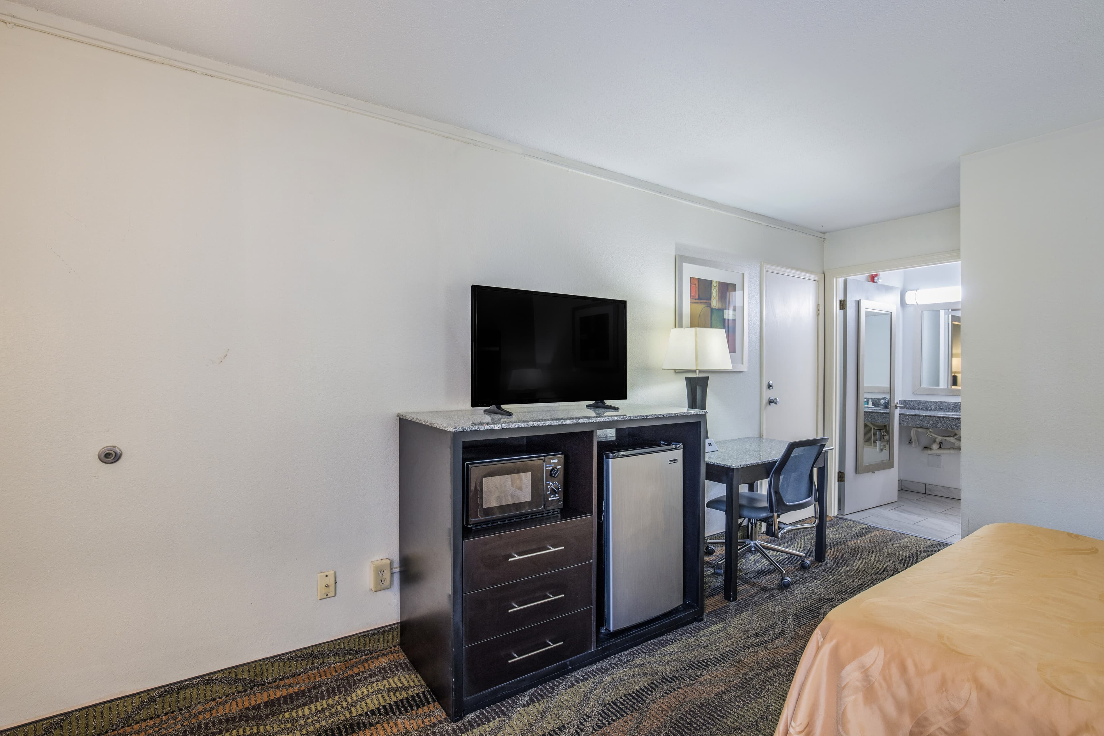 Quality Inn & Suites Conference Center — 20