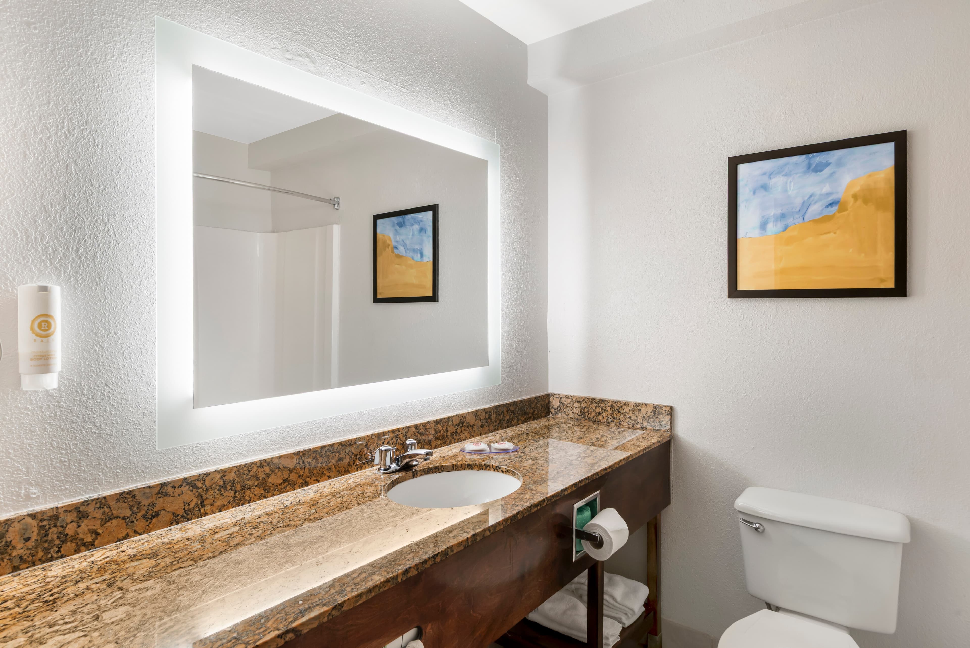 Comfort Inn & Suites Suwanee - Sugarloaf — 12