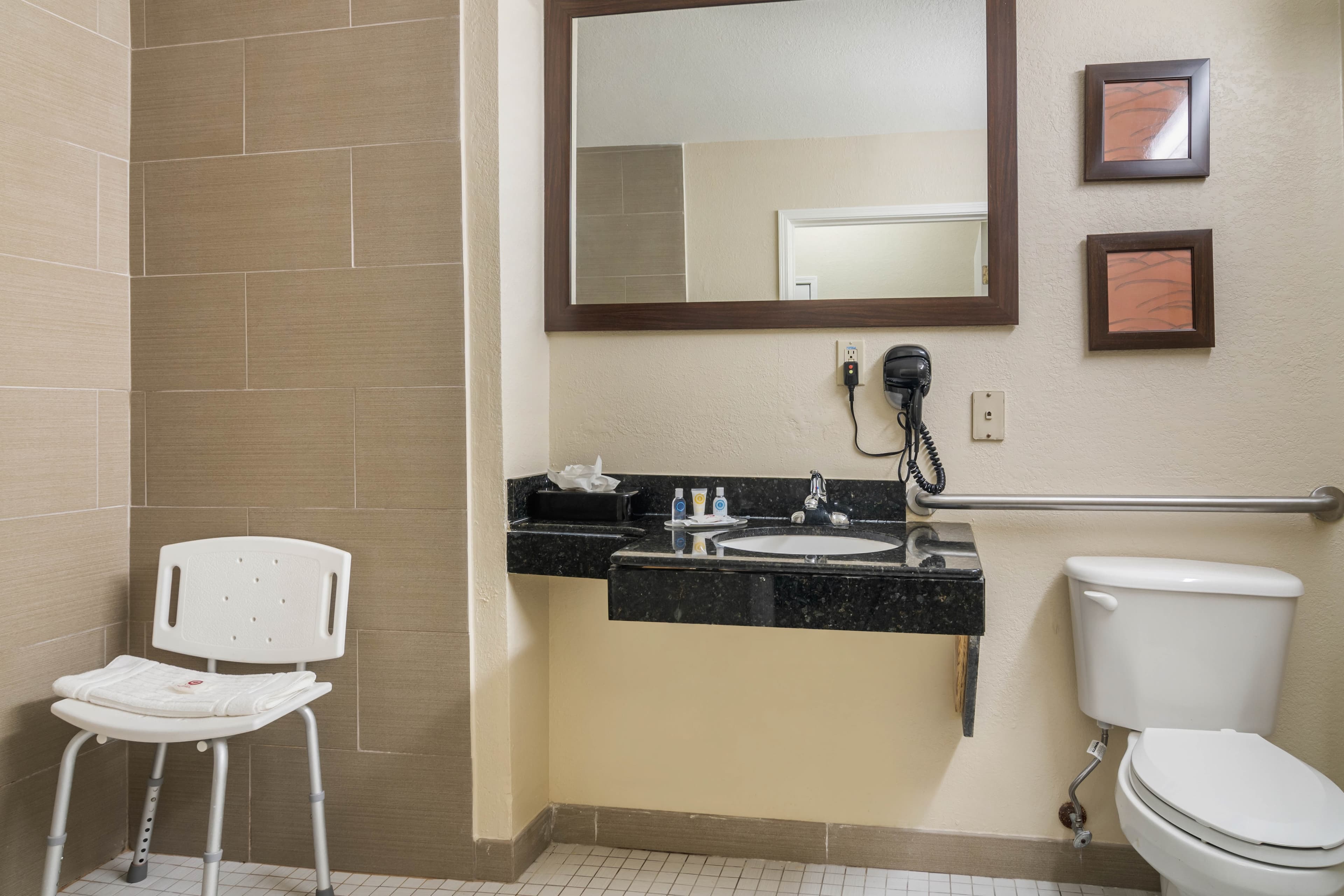 Comfort Inn & Suites Atlanta/Smyrna — 6