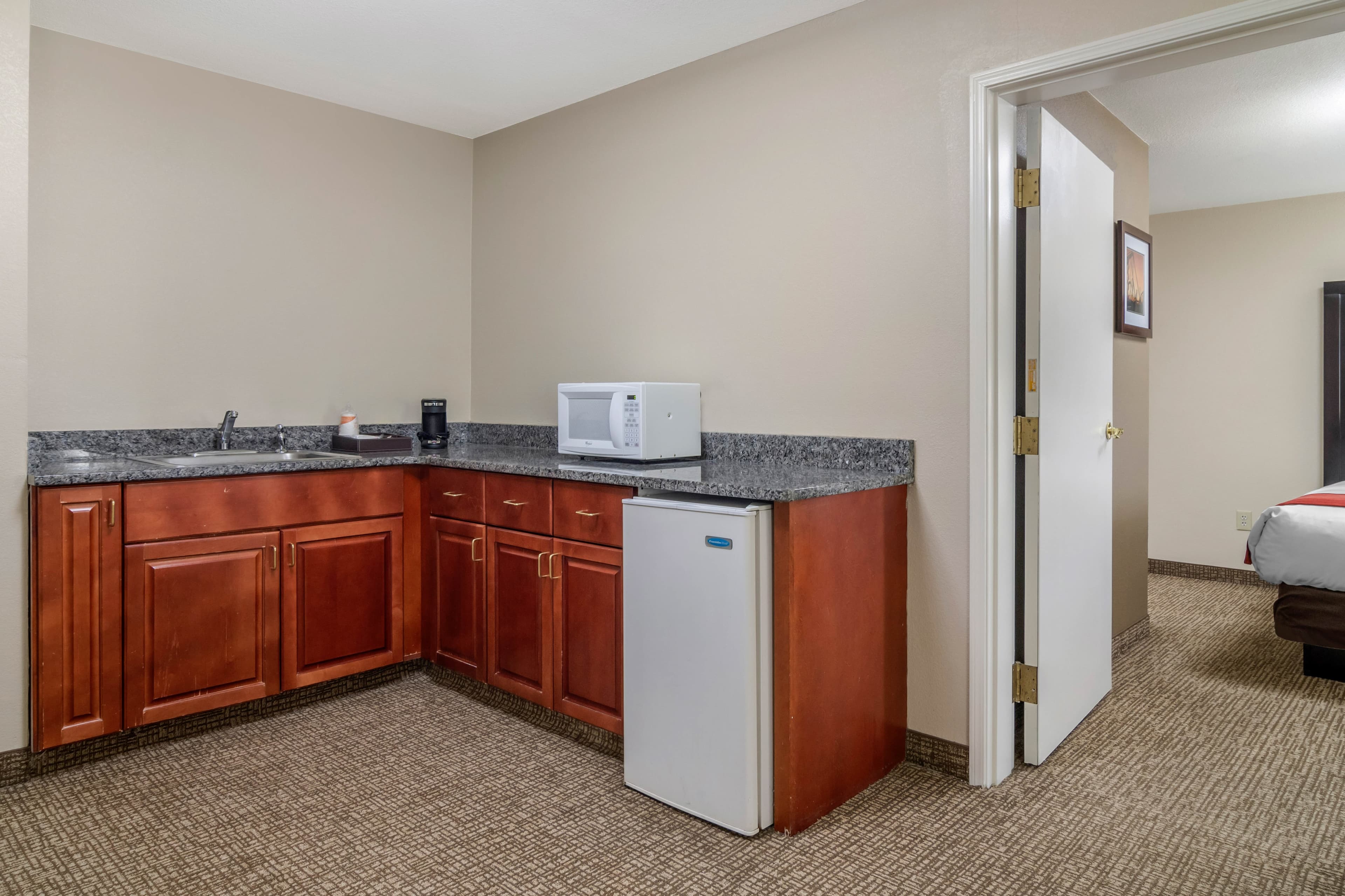 Comfort Inn & Suites Atlanta/Smyrna — 40