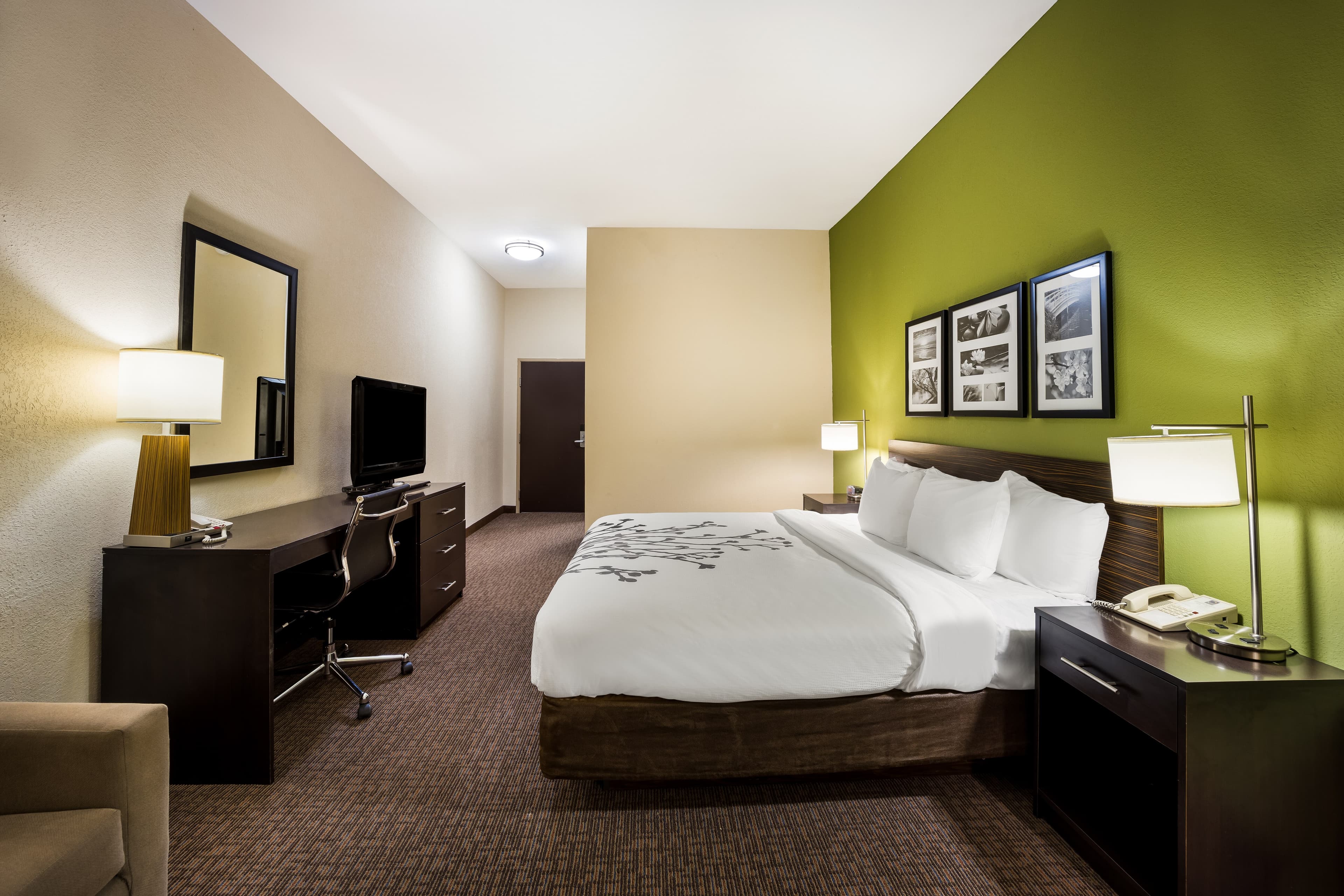 Sleep Inn & Suites Valdosta Mall Area — 8