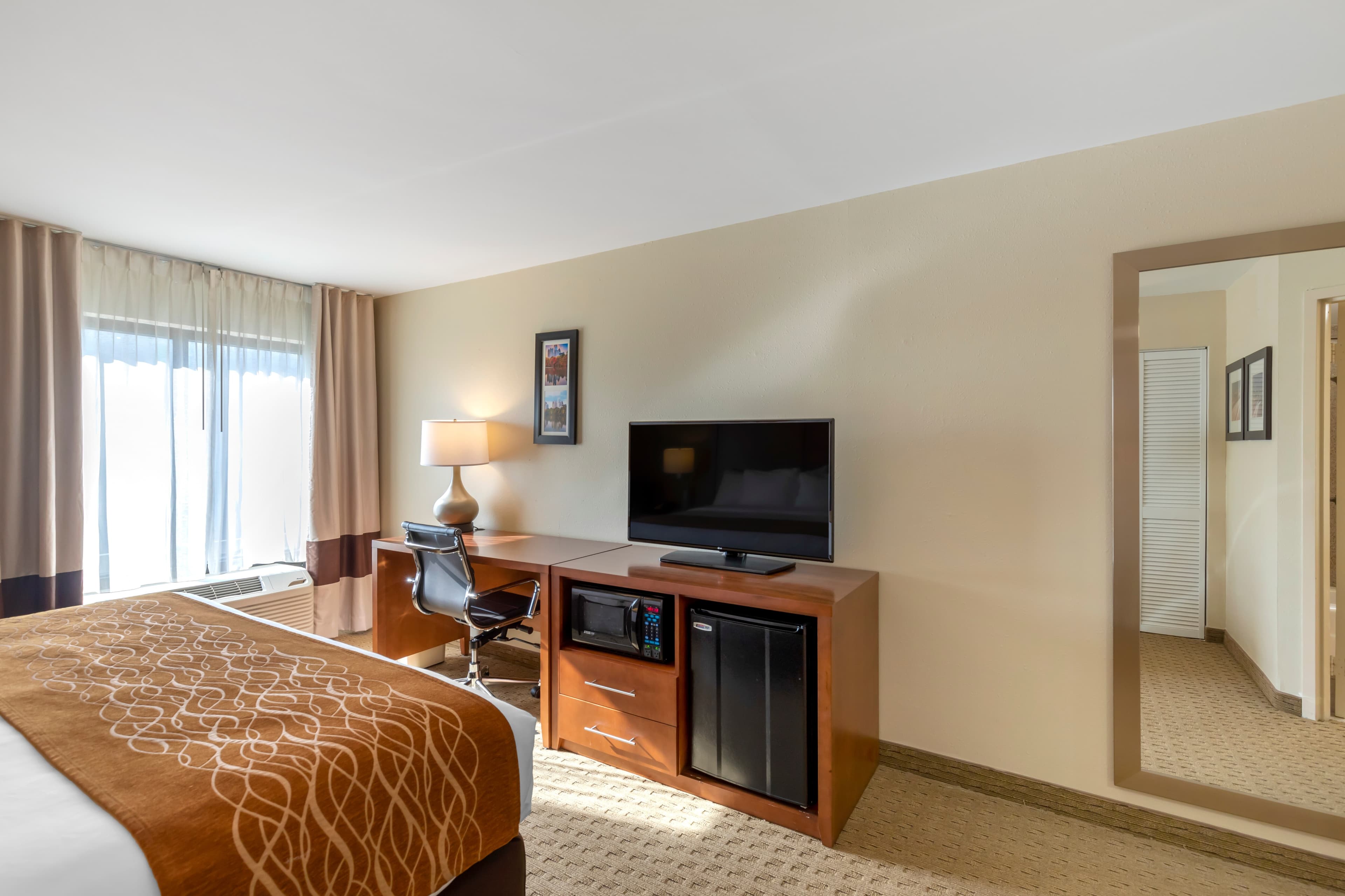 Comfort Inn Kennesaw — 8