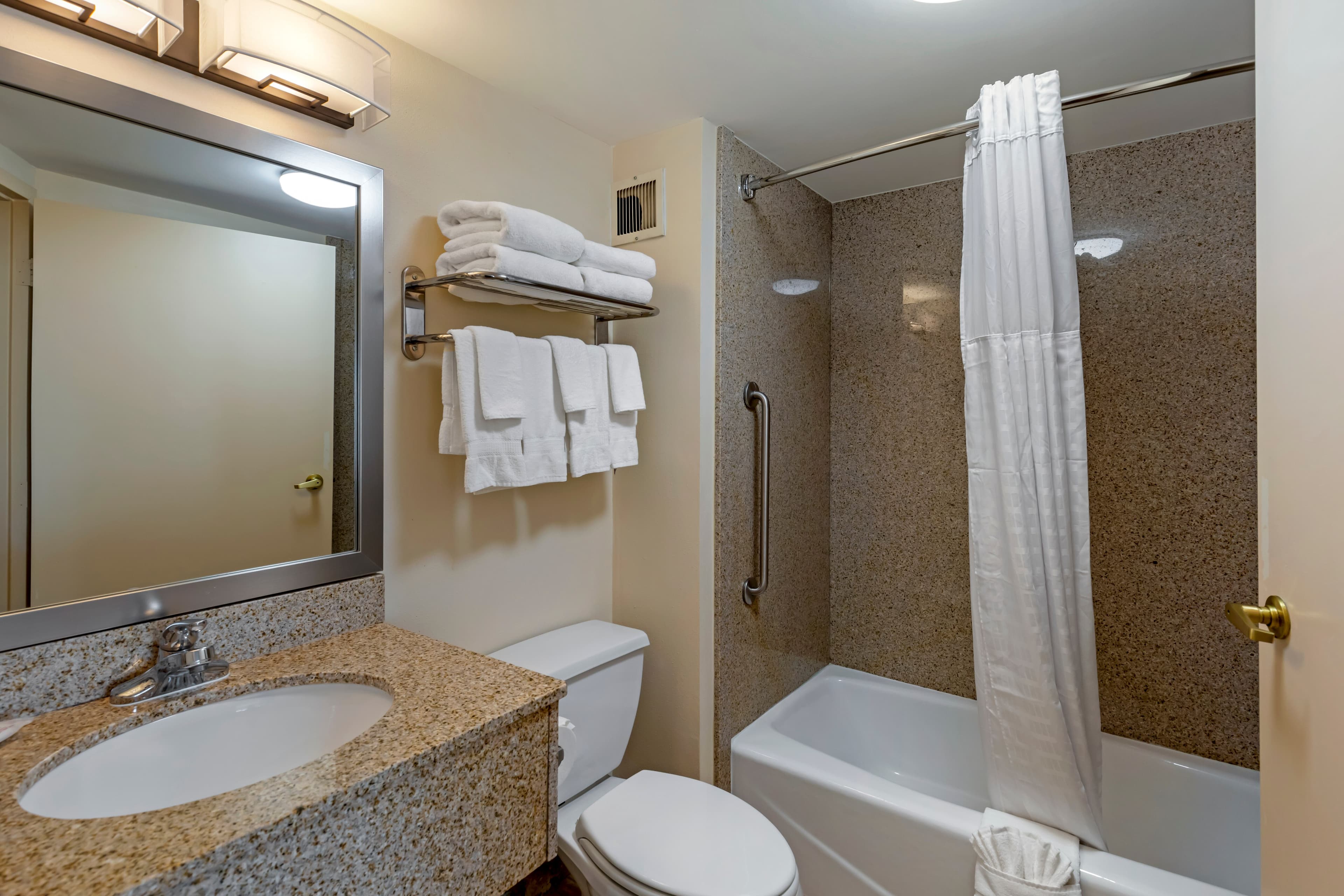 Comfort Inn Kennesaw — 9