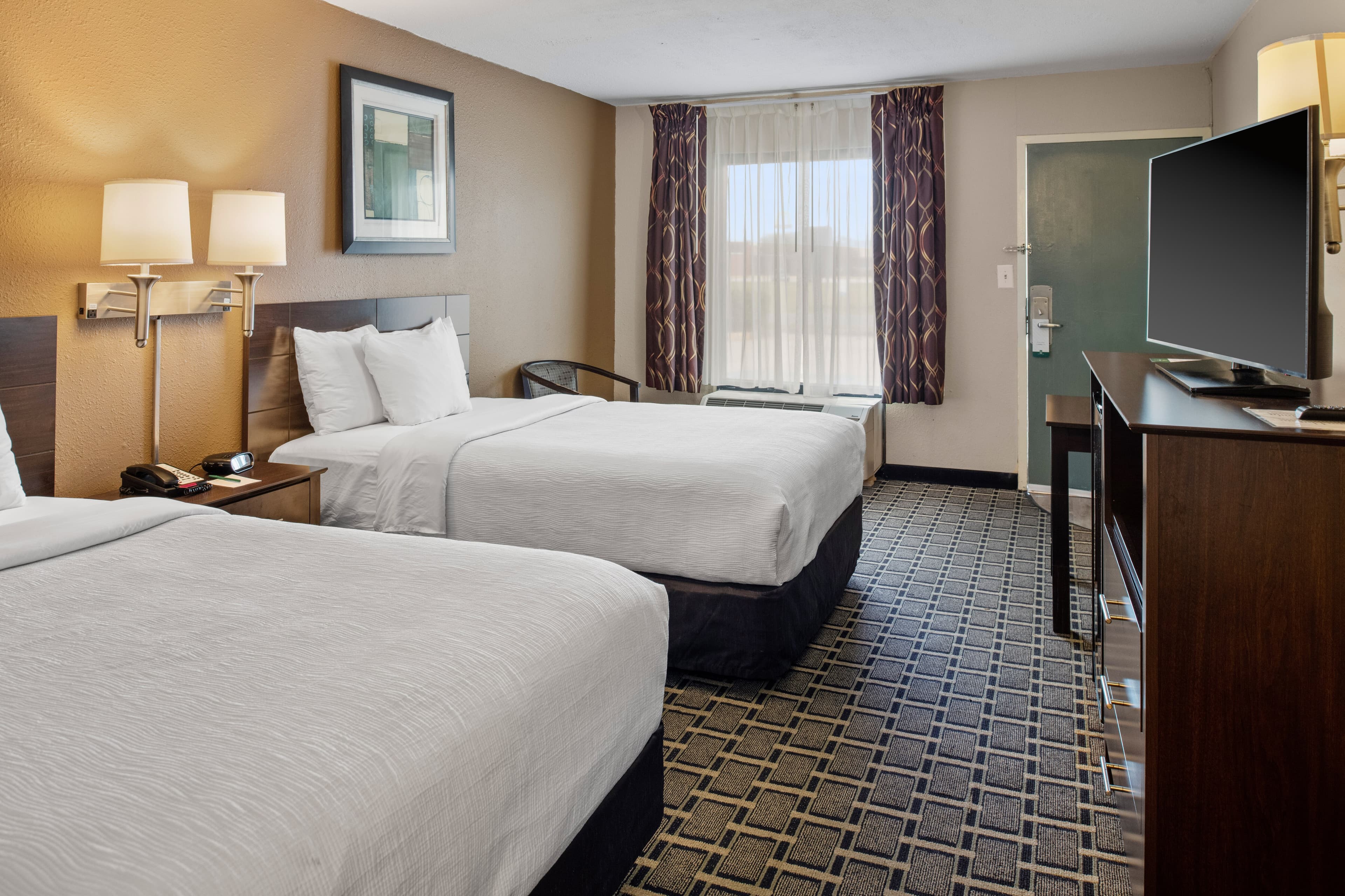 Quality Inn Kingsland - Image 2