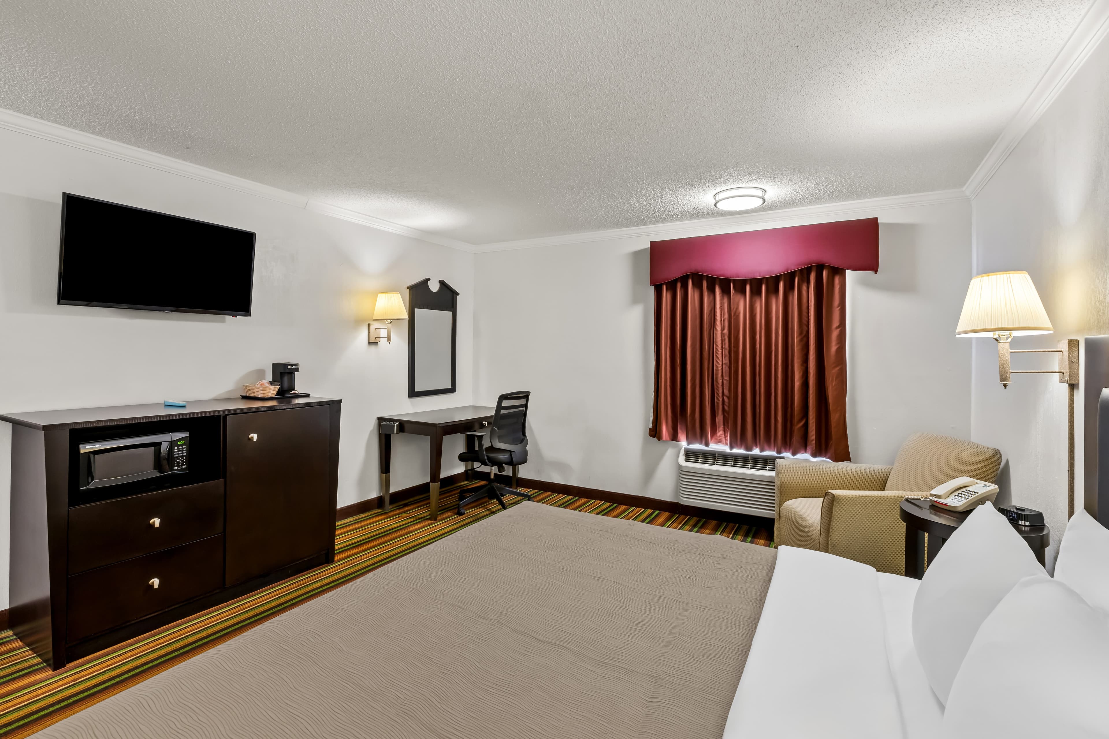 Quality Inn Marietta near Dobbins ARB - Image 4