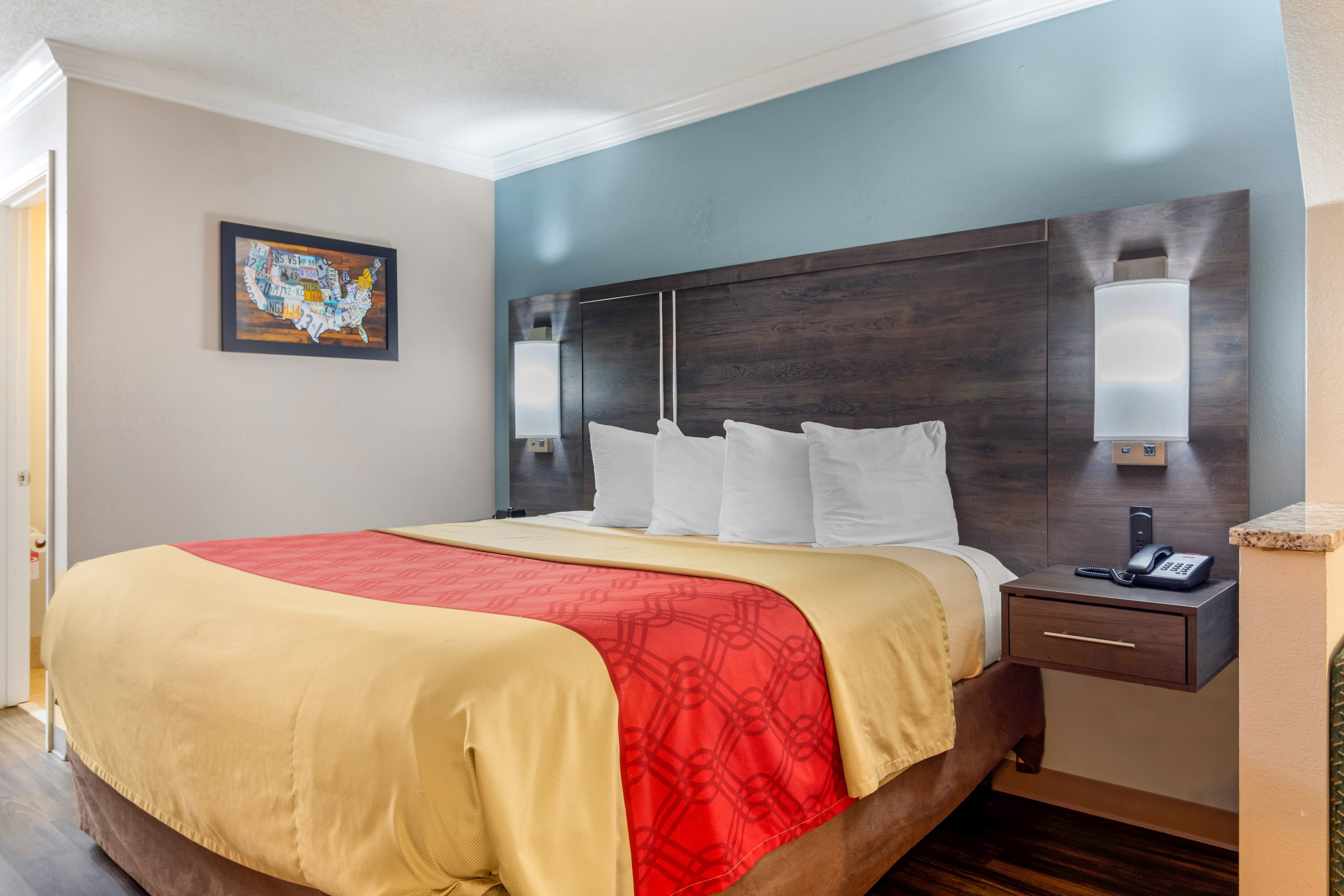 Econo Lodge Byron - Warner Robins — 17