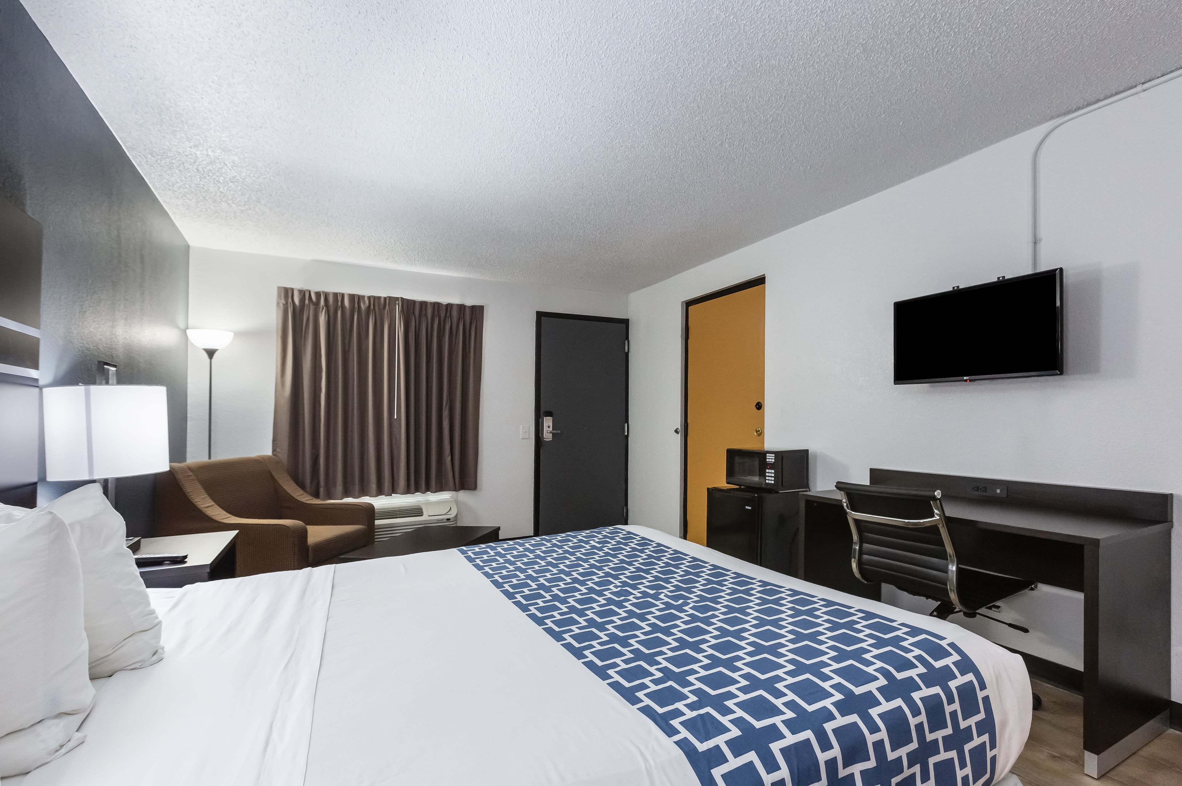 Econo Lodge Lithonia - Atlanta East - Image 5