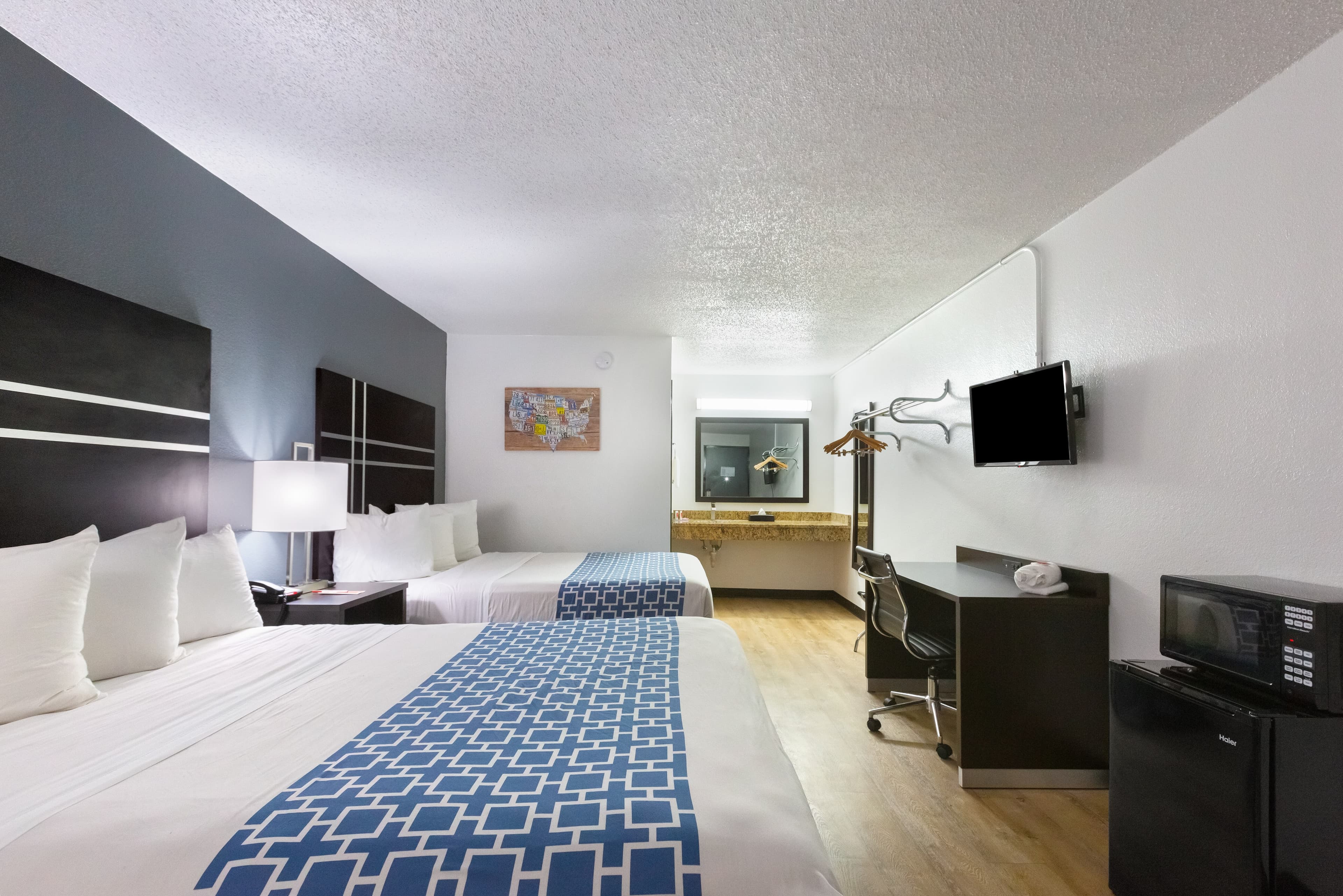 Econo Lodge Lithonia - Atlanta East - Image 1