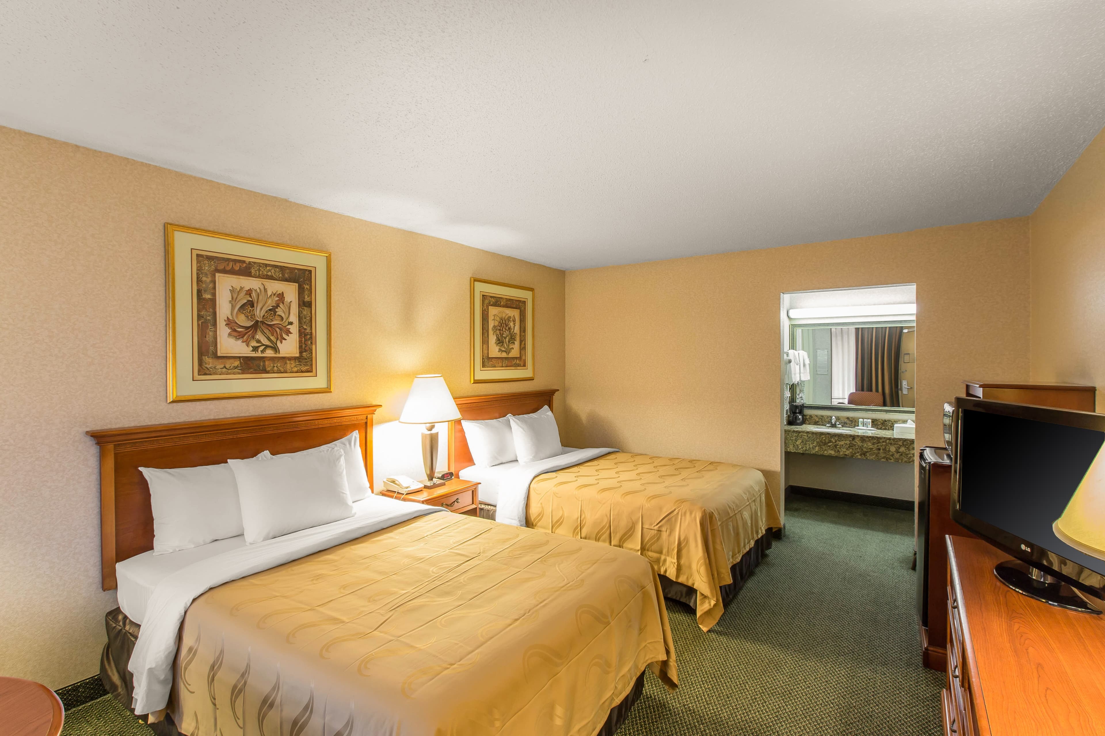 Quality Inn & Suites McDonough South I-75 - Image 2