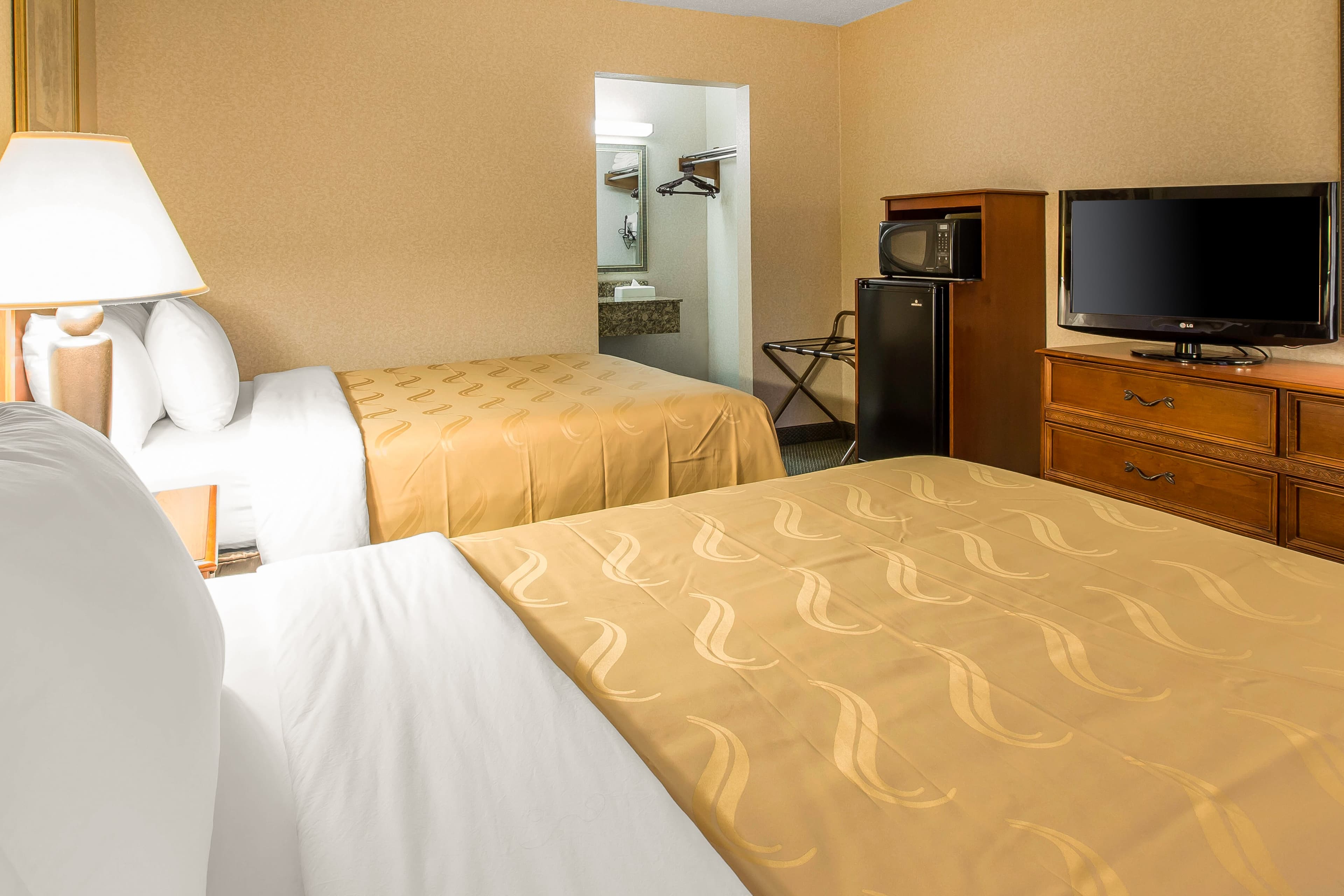 Quality Inn & Suites McDonough South I-75 - Image 5