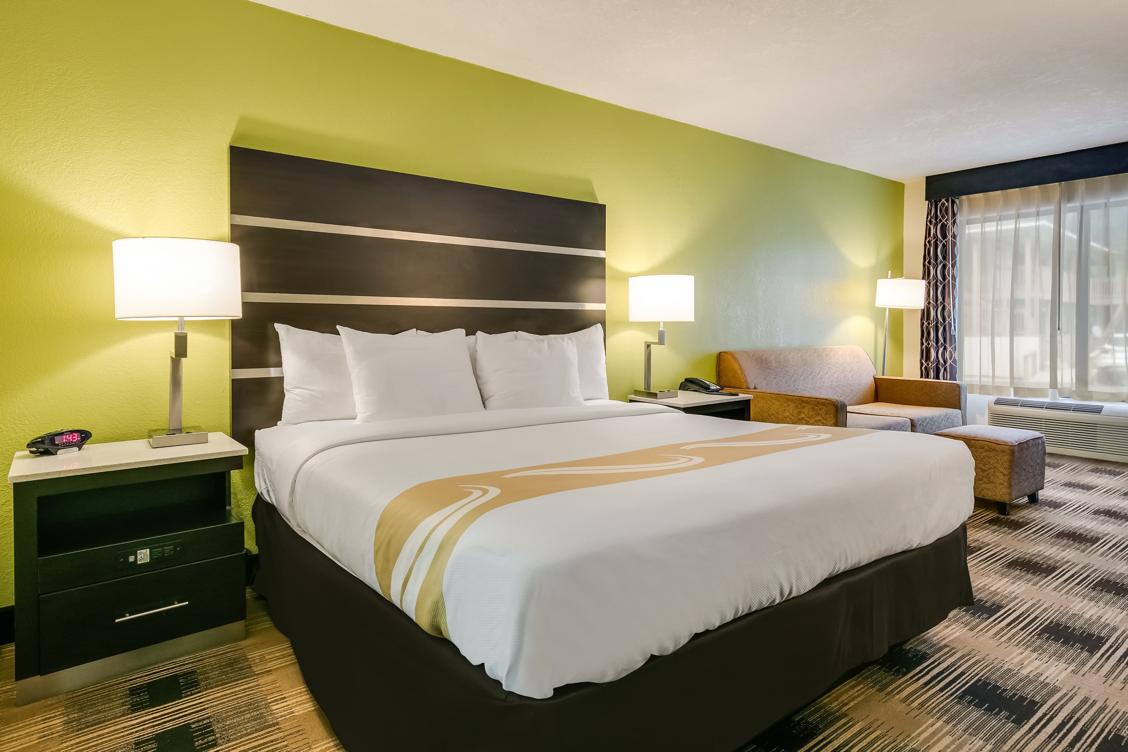 Quality Inn & Suites Mt. Chalet - Image 1