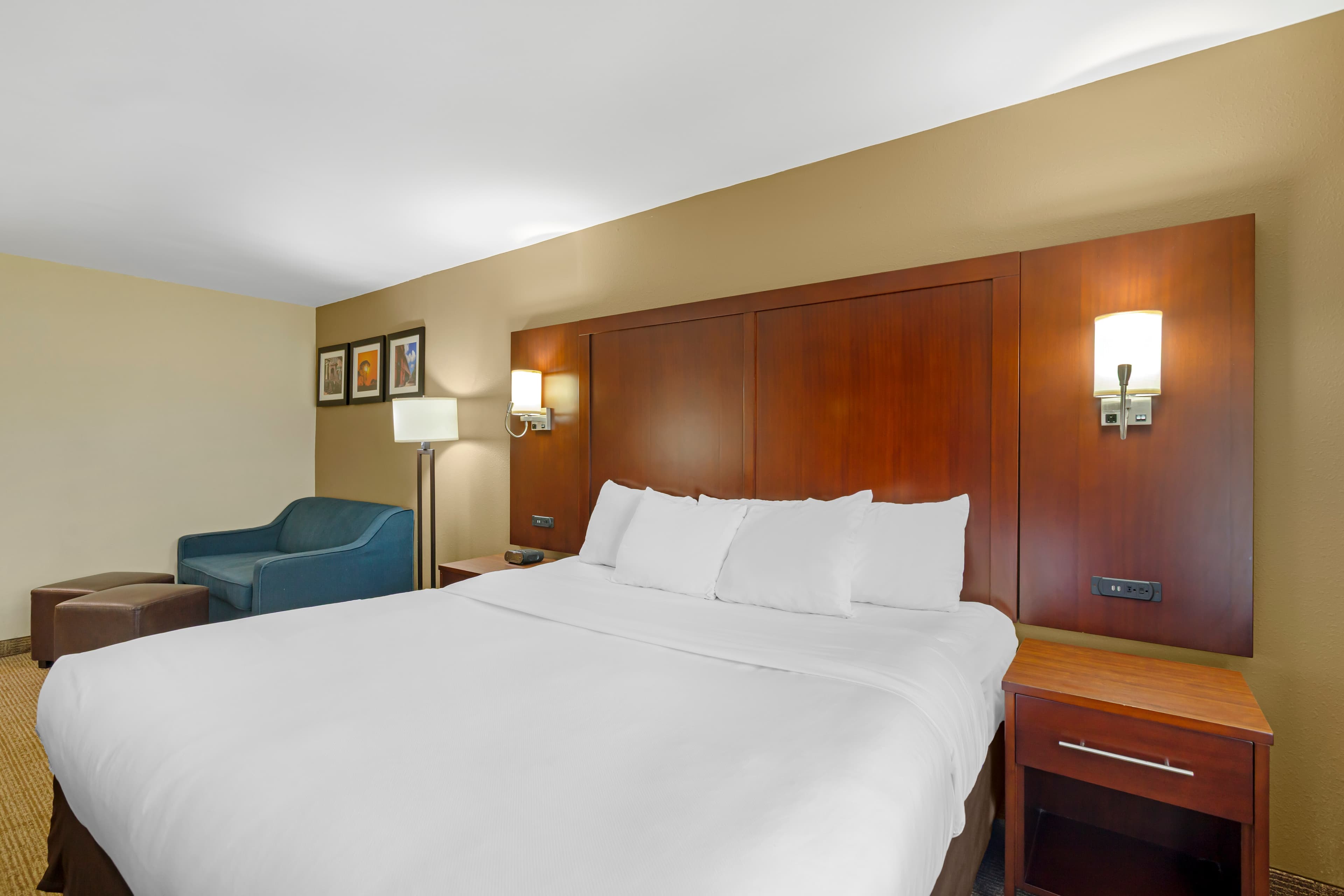 Comfort Suites Savannah Gateway I-95 — 14