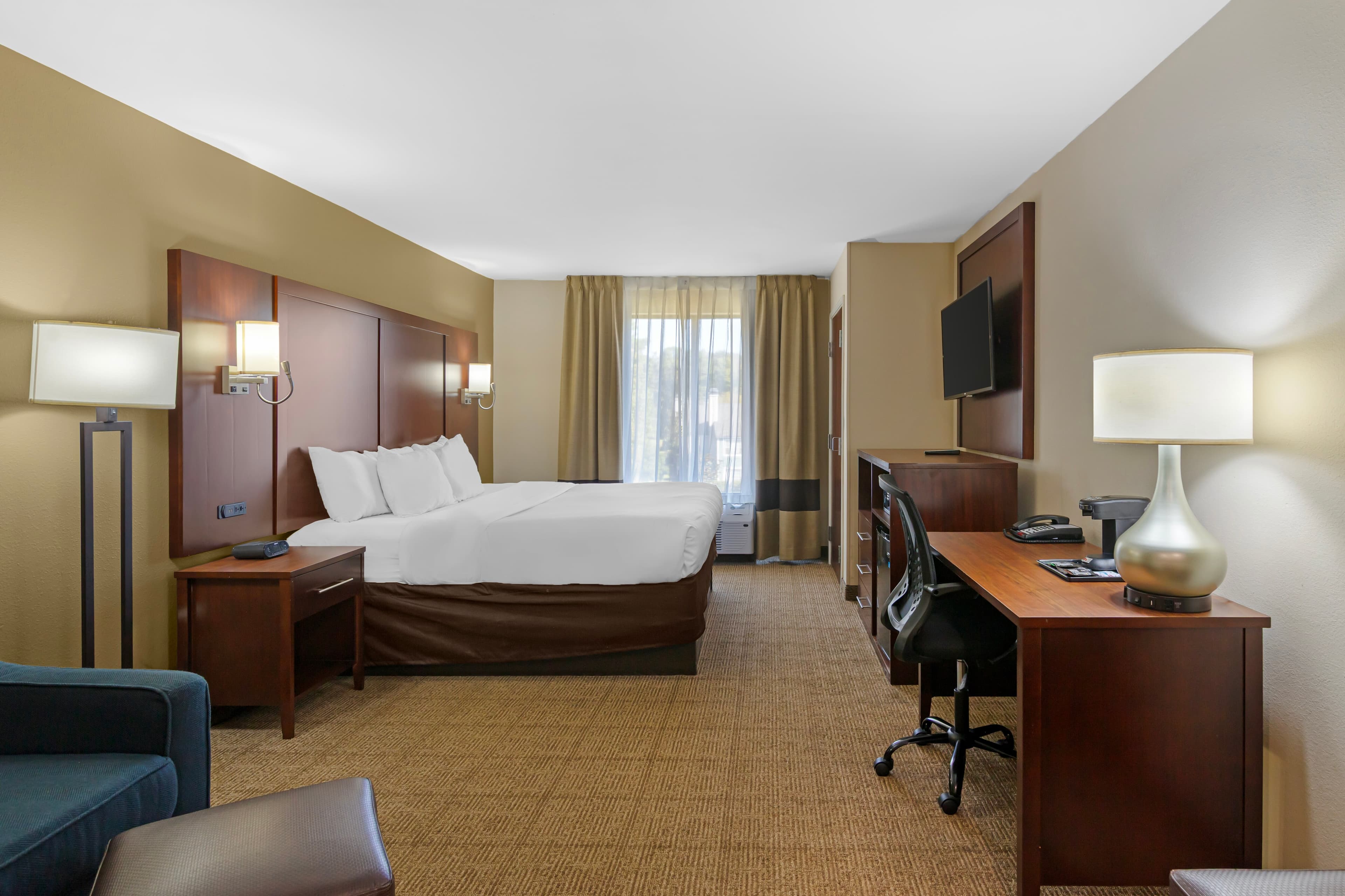 Comfort Suites Savannah Gateway I-95 — 15