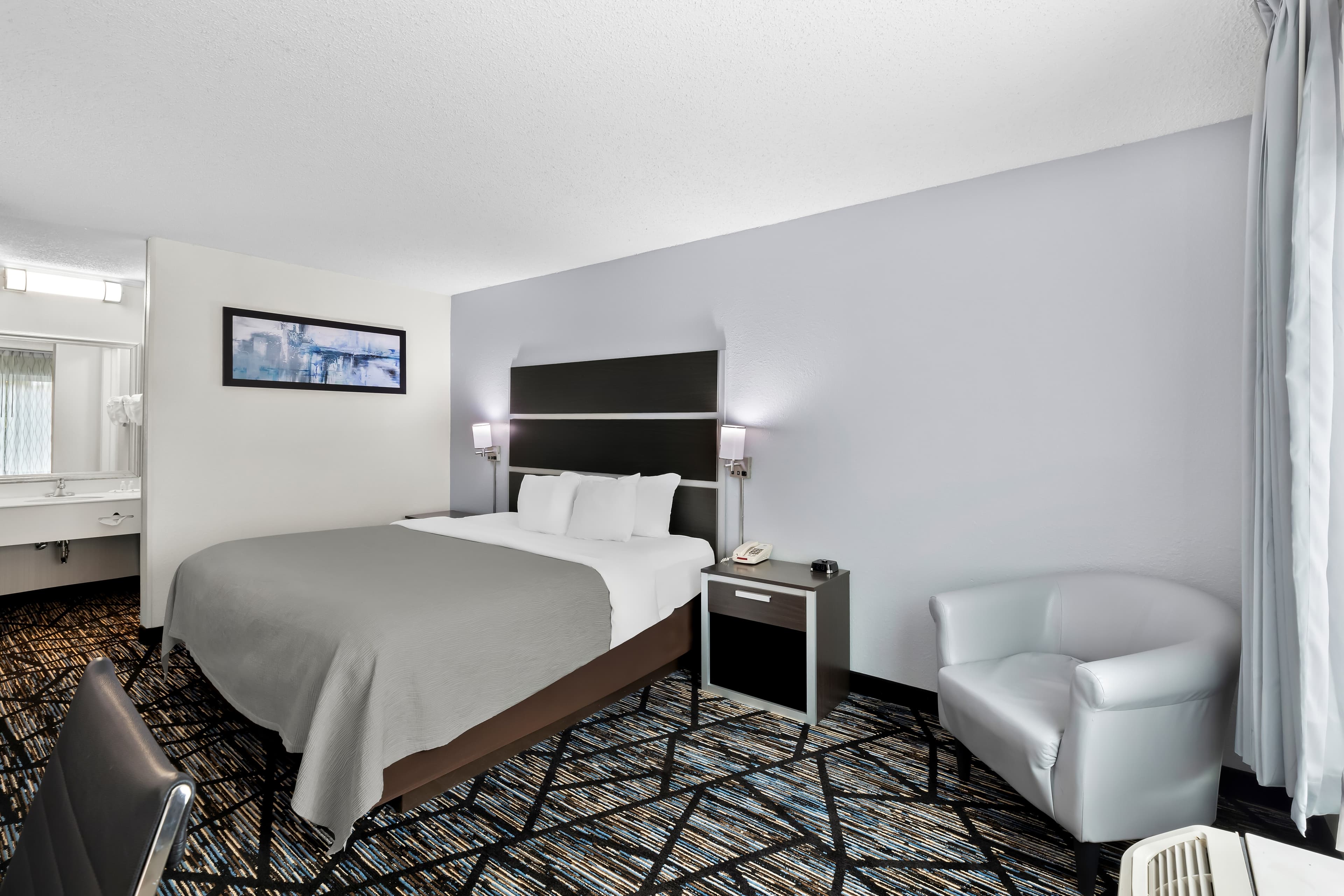 Quality Inn Northlake — 11