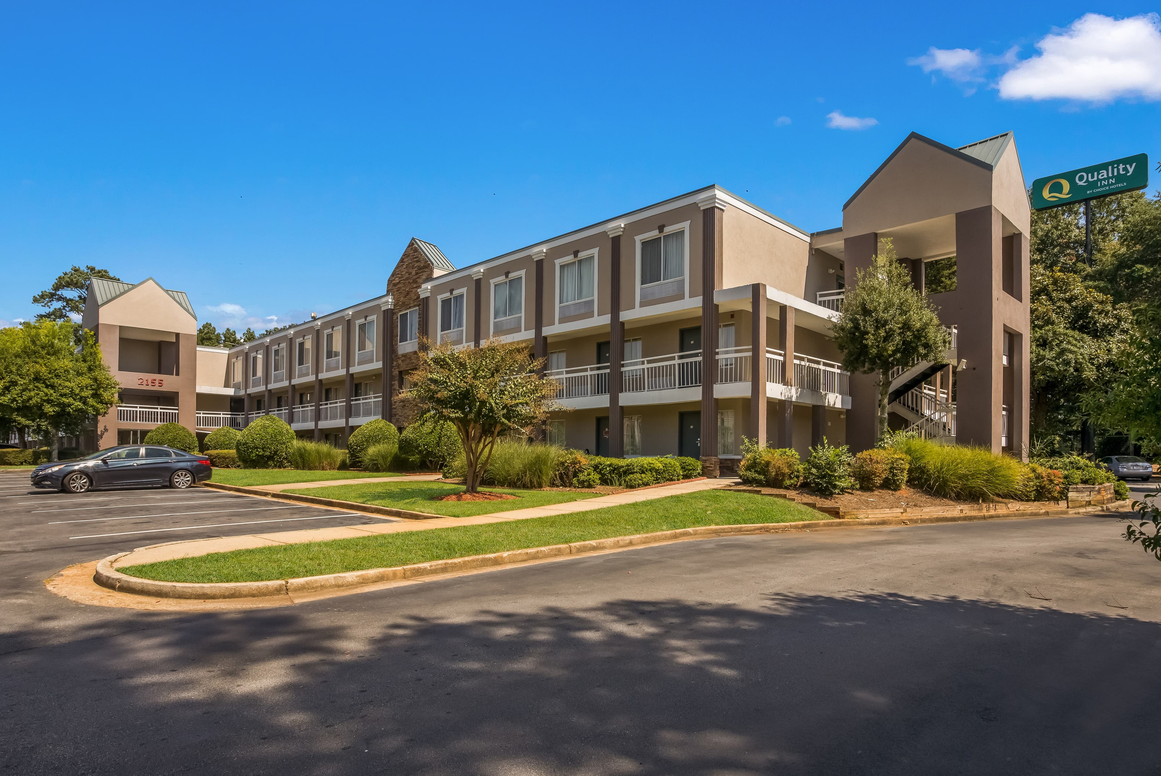 Quality Inn Northlake - Image 1