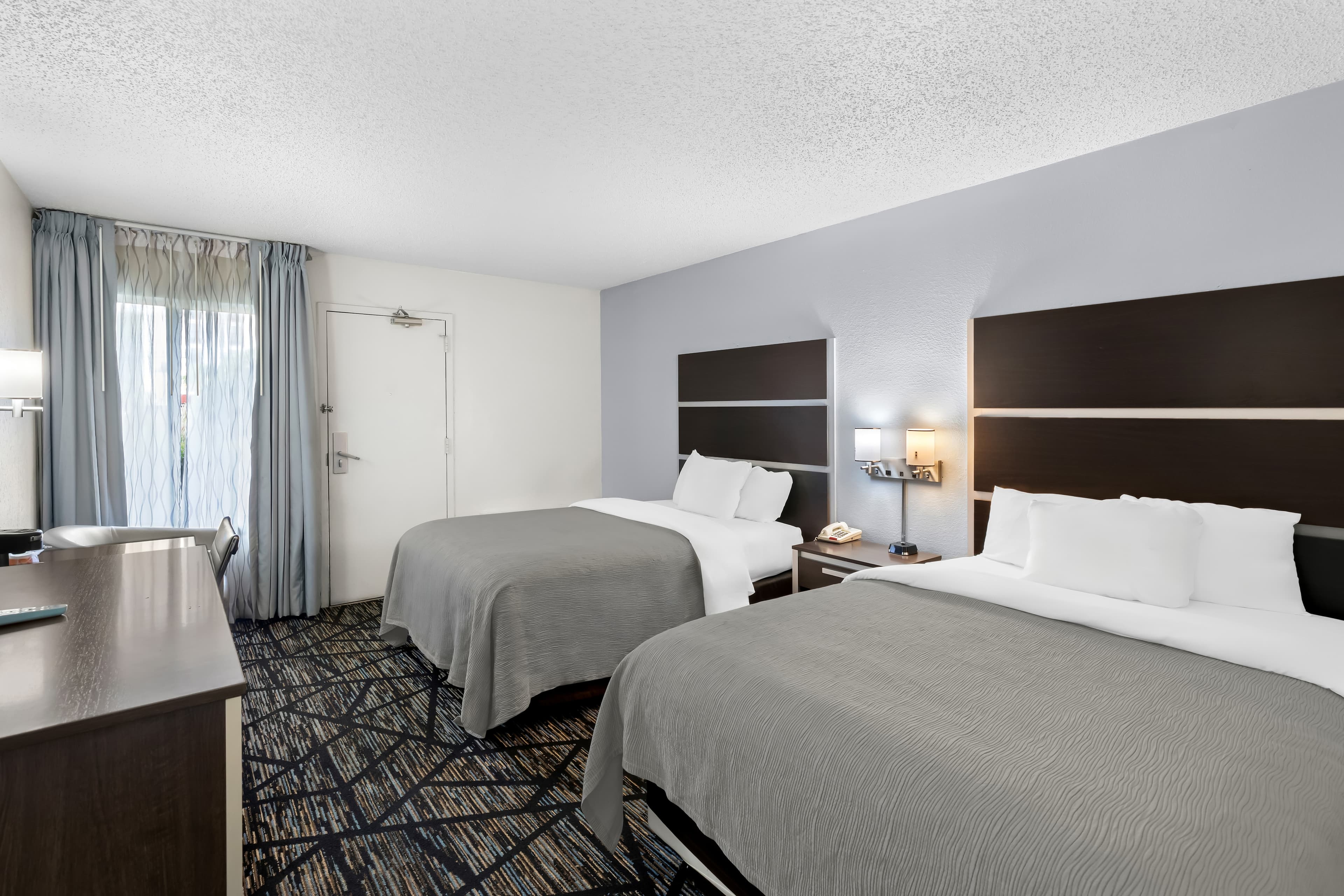 Quality Inn Northlake — 17