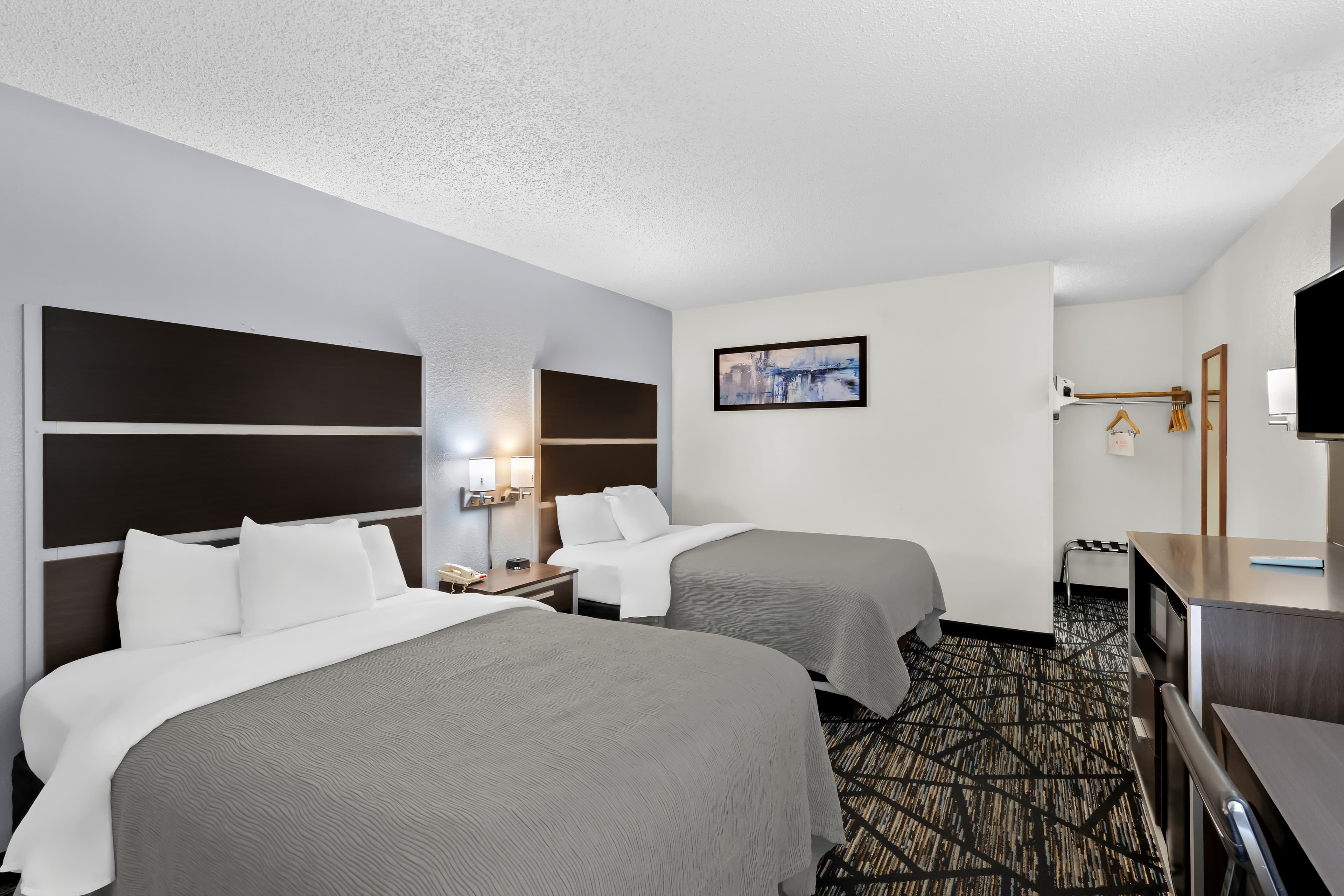 Quality Inn Northlake — 19
