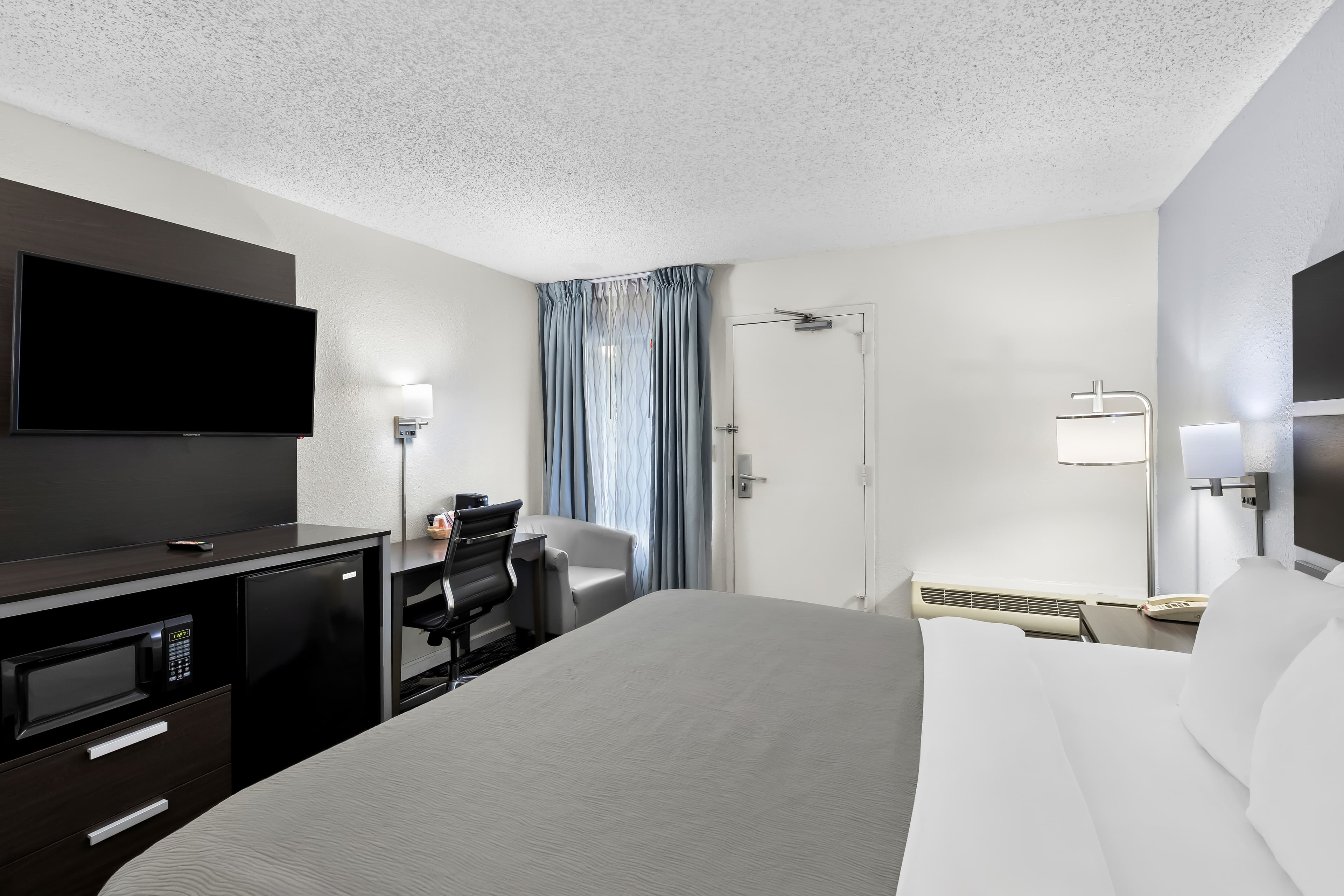 Quality Inn Northlake — 24