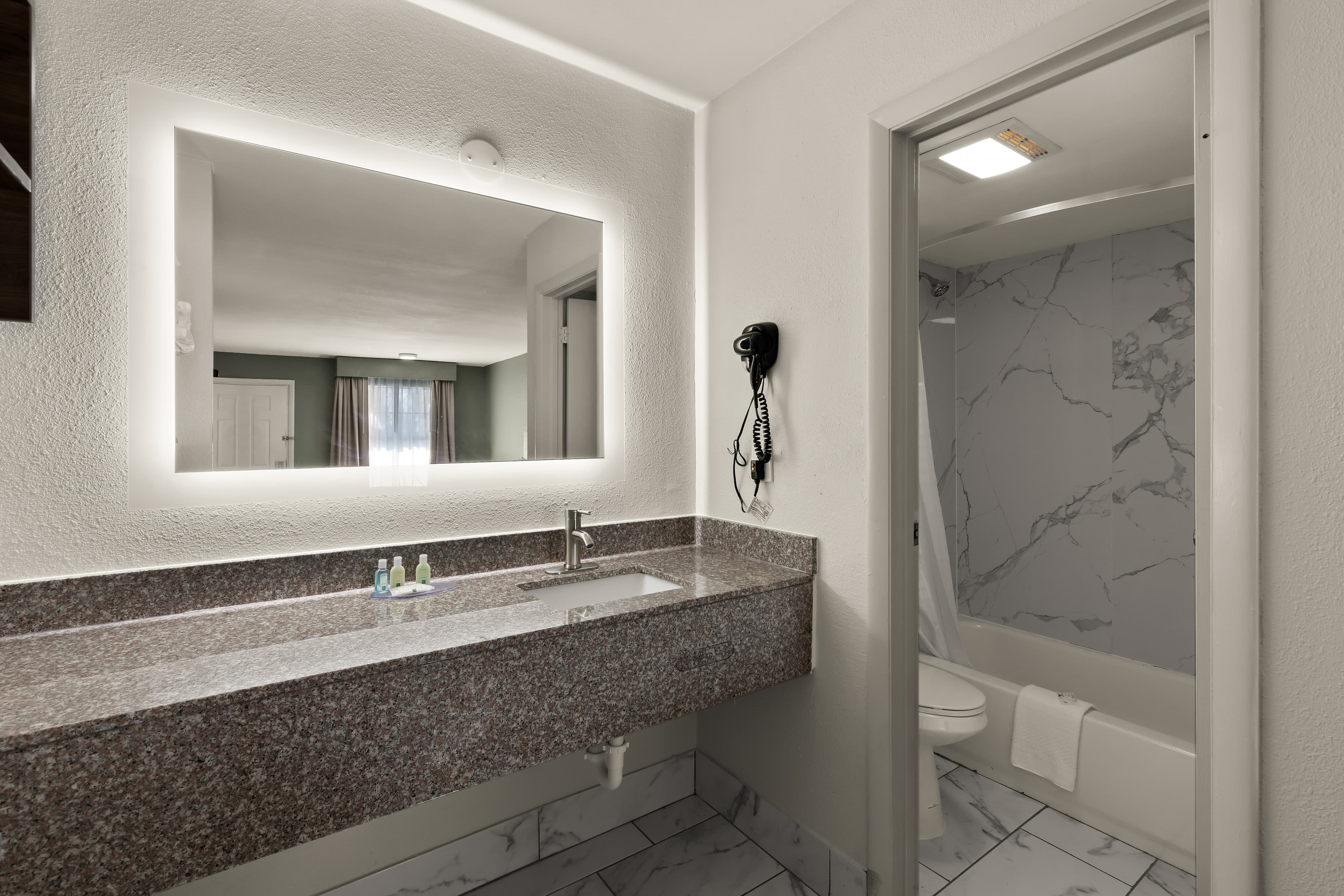 Quality Inn Monroe — 13