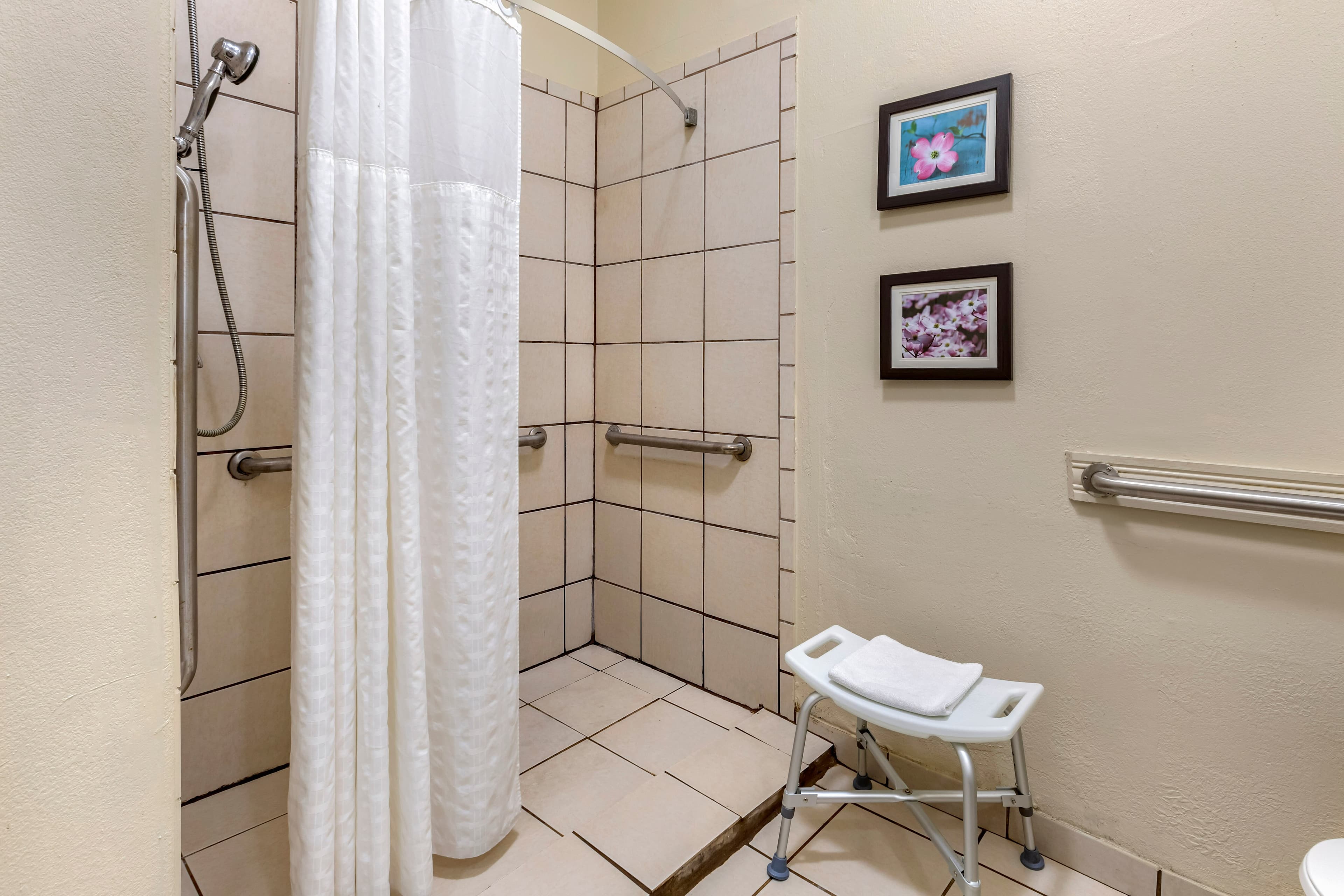 Comfort Inn & Suites Villa Rica — 12