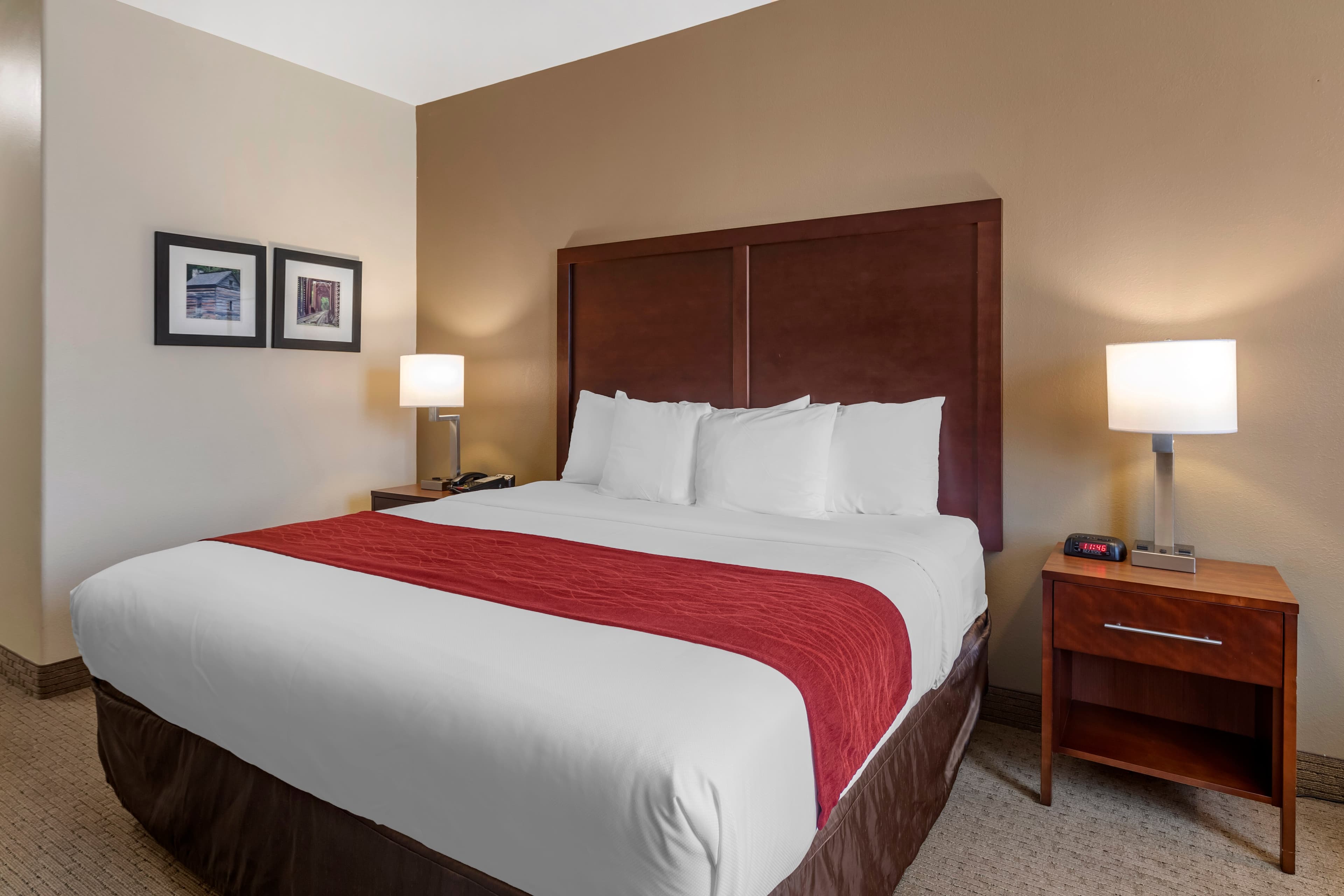 Comfort Inn & Suites Villa Rica - Image 4