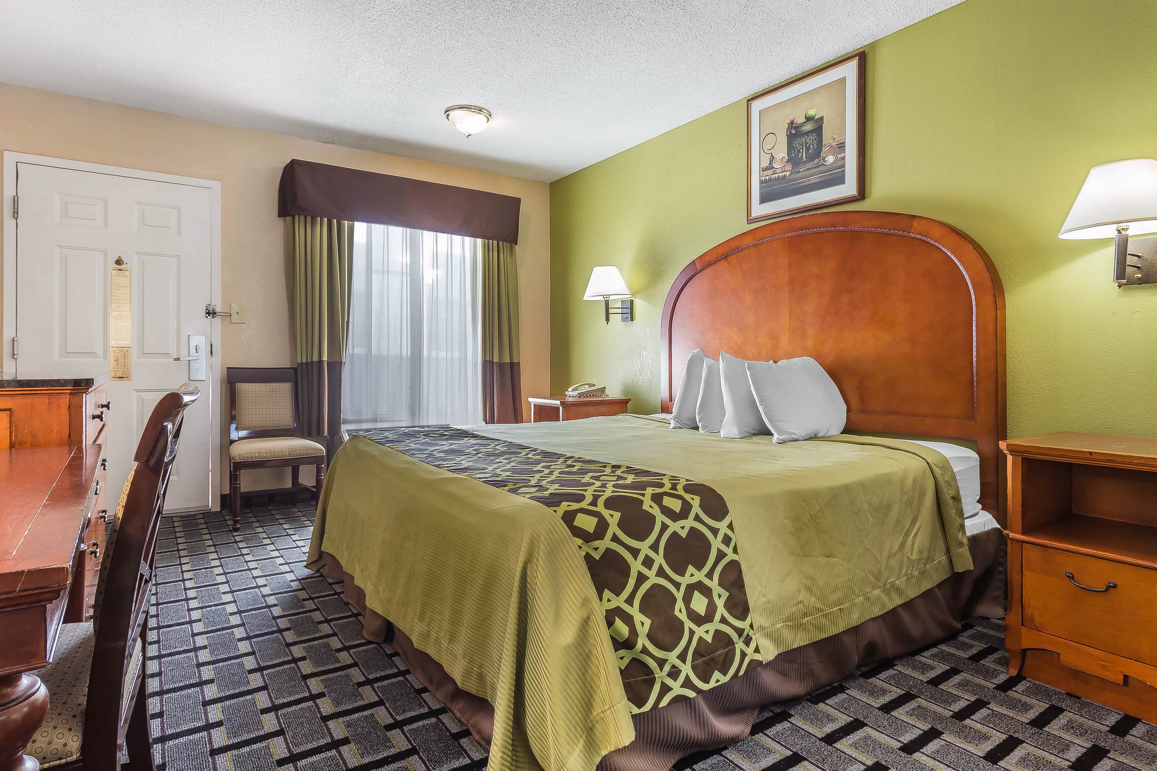 Rodeway Inn Augusta South - Image 2