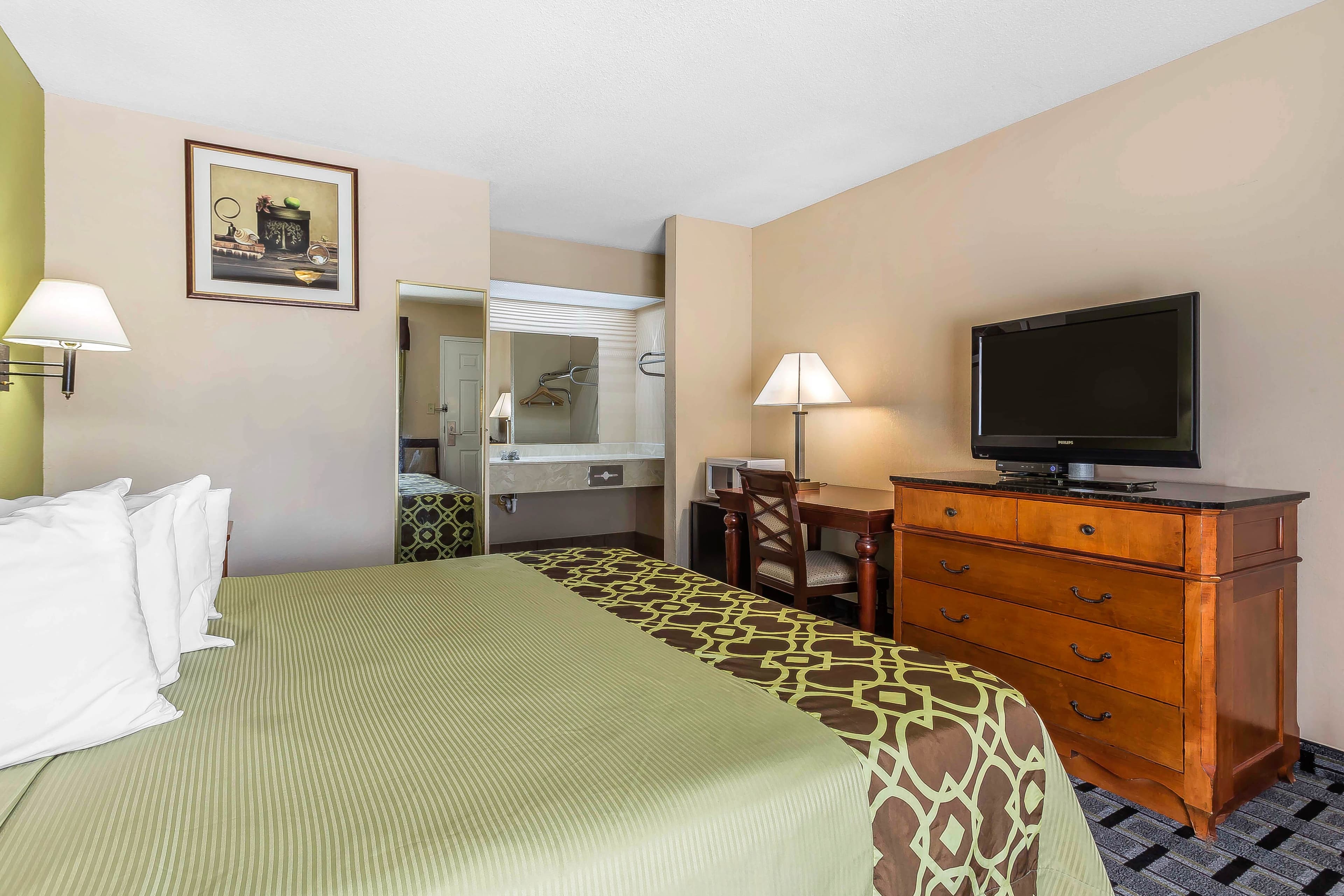Rodeway Inn Augusta South - Image 4