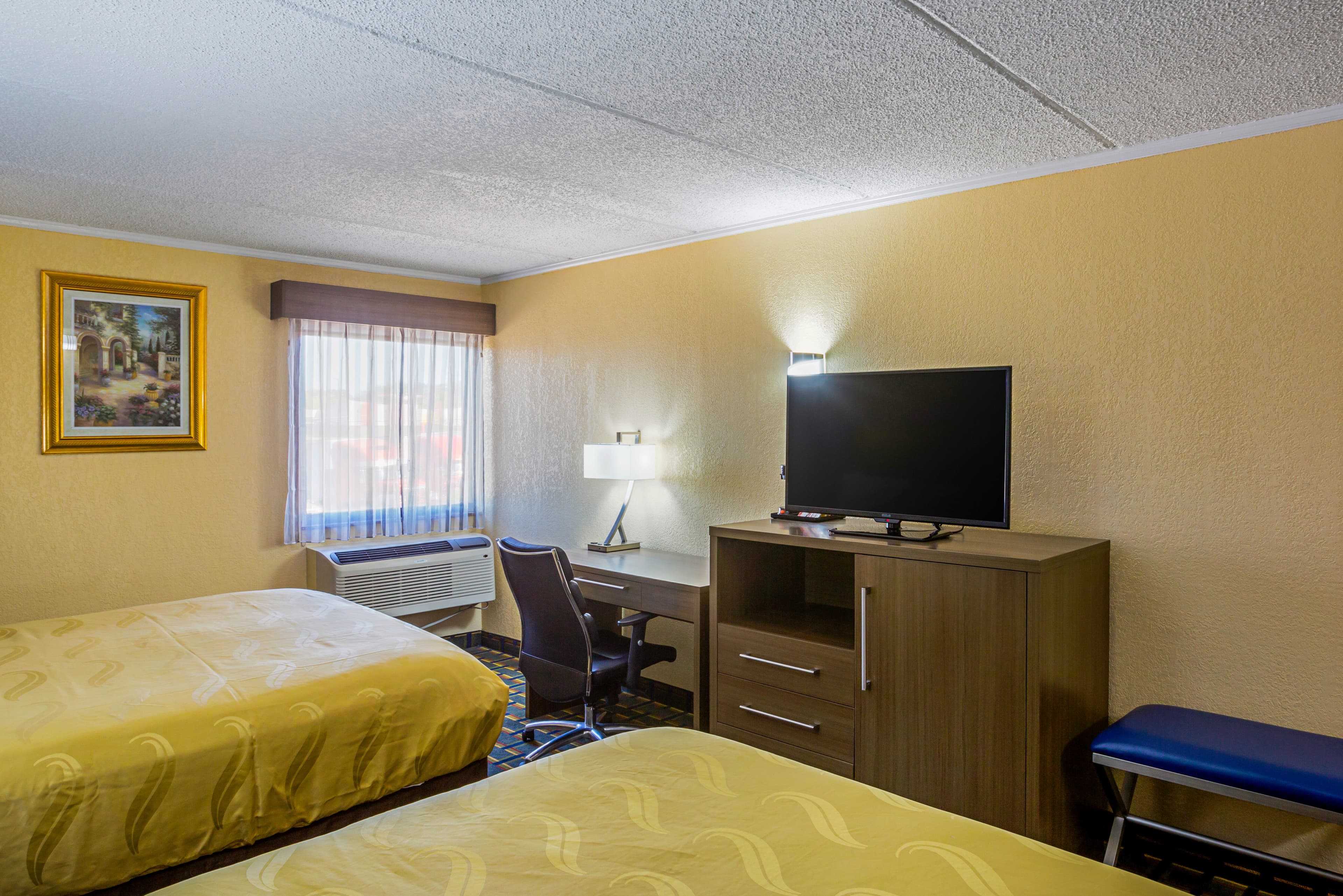 Quality Inn & Suites near Six Flags East — 8