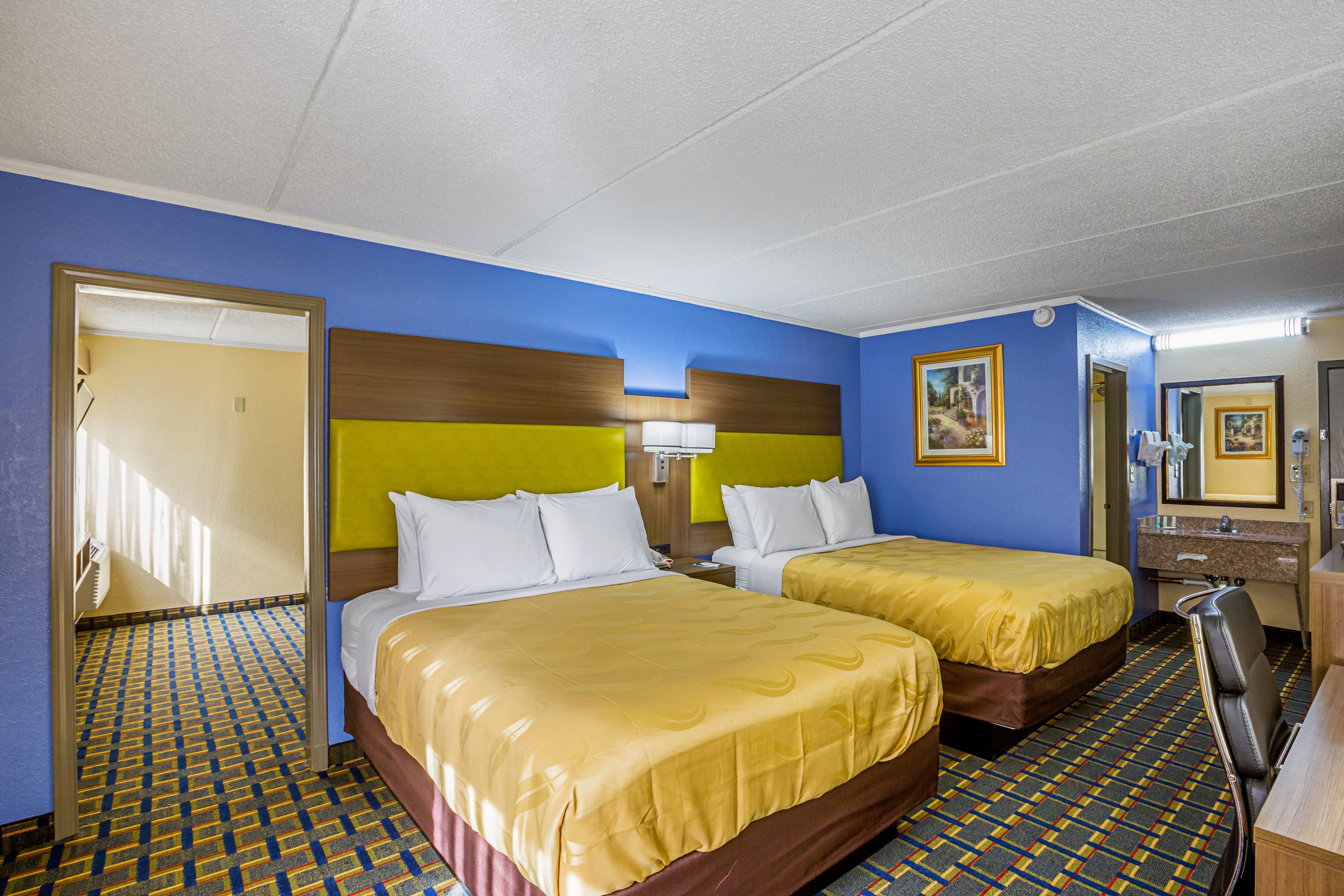 Quality Inn & Suites near Six Flags East — 18