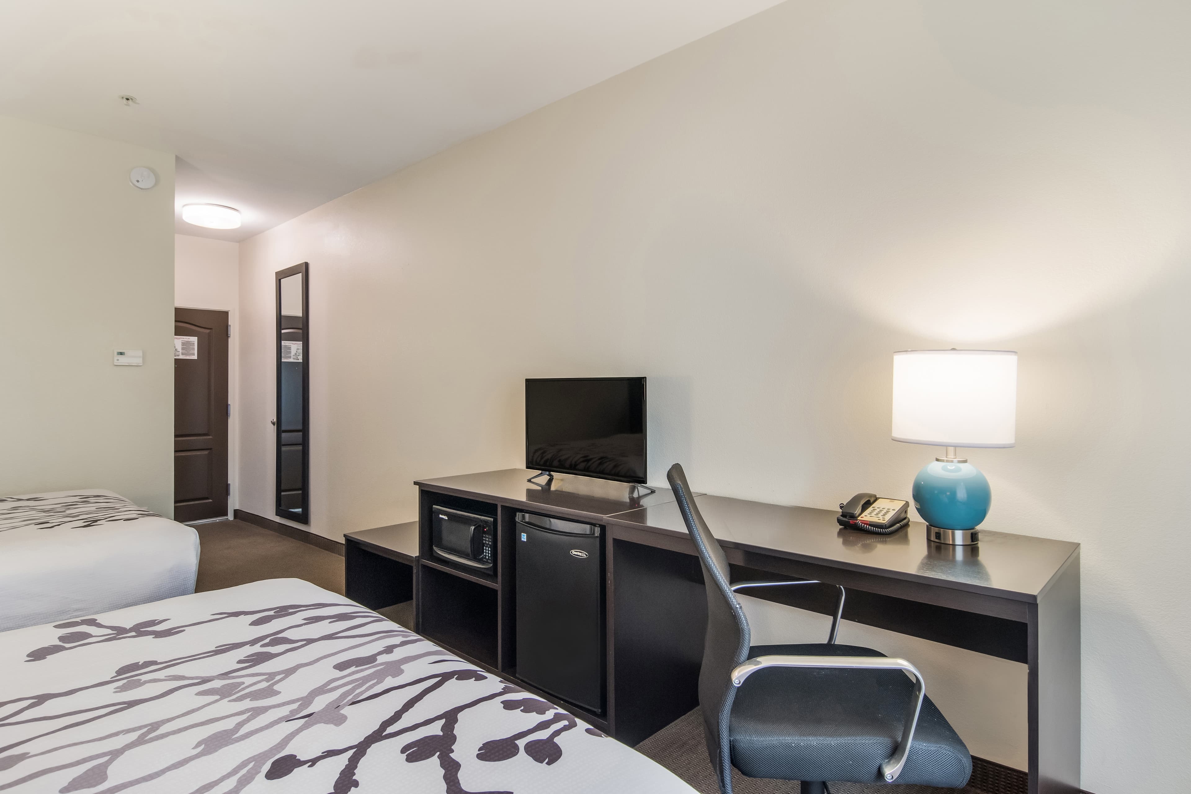 Sleep Inn & Suites At Kennesaw State University — 6