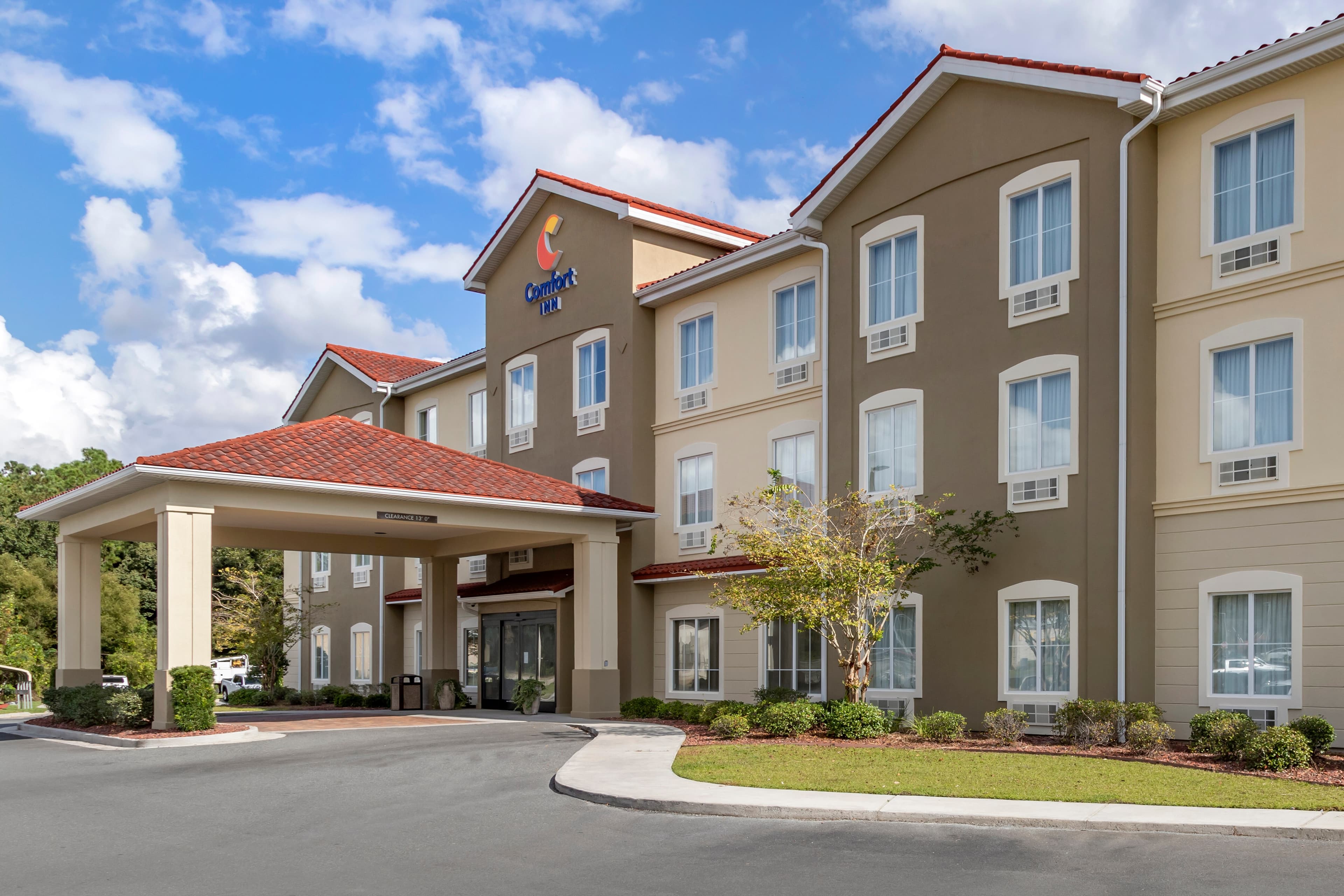 Comfort Inn Blackshear Hwy 84 - Image 1