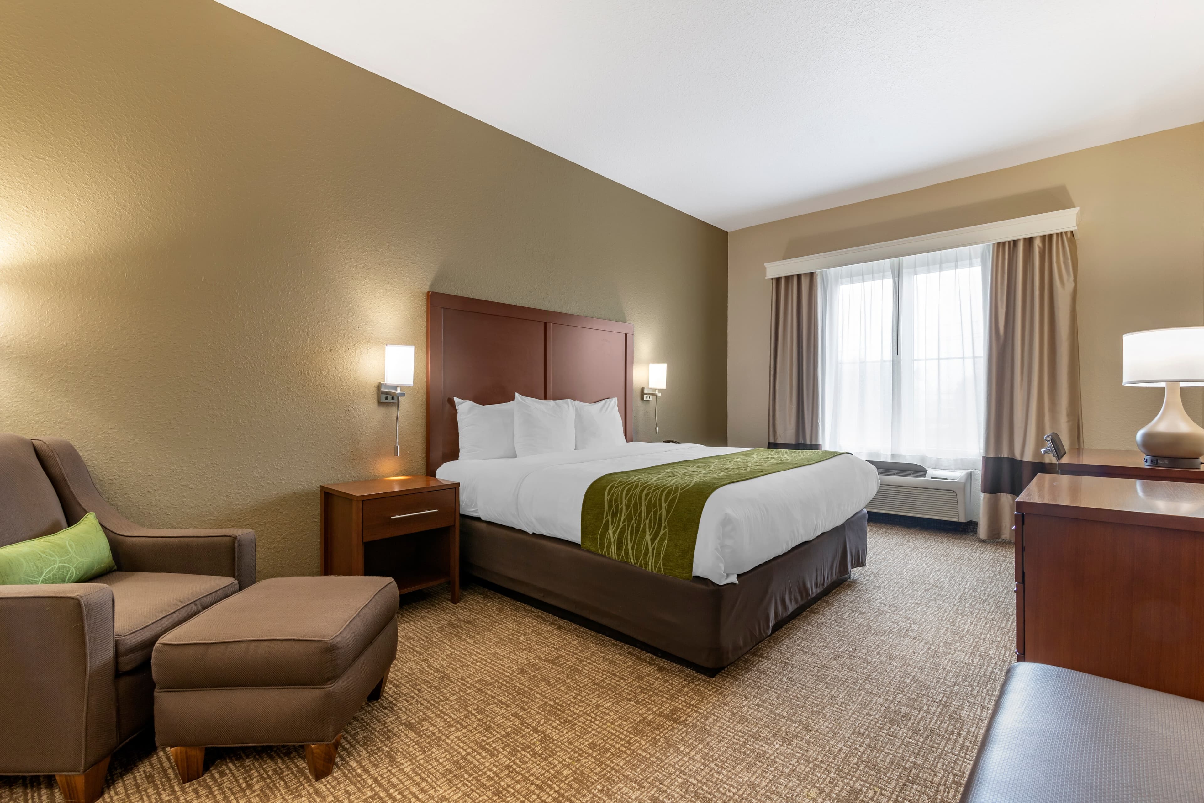 Comfort Inn Blackshear Hwy 84 — 10